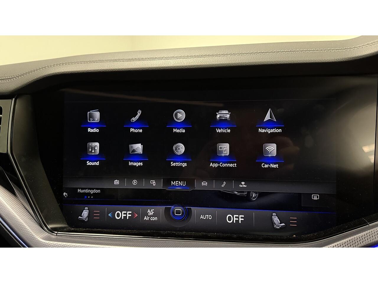 Volkswagen Touareg view 27