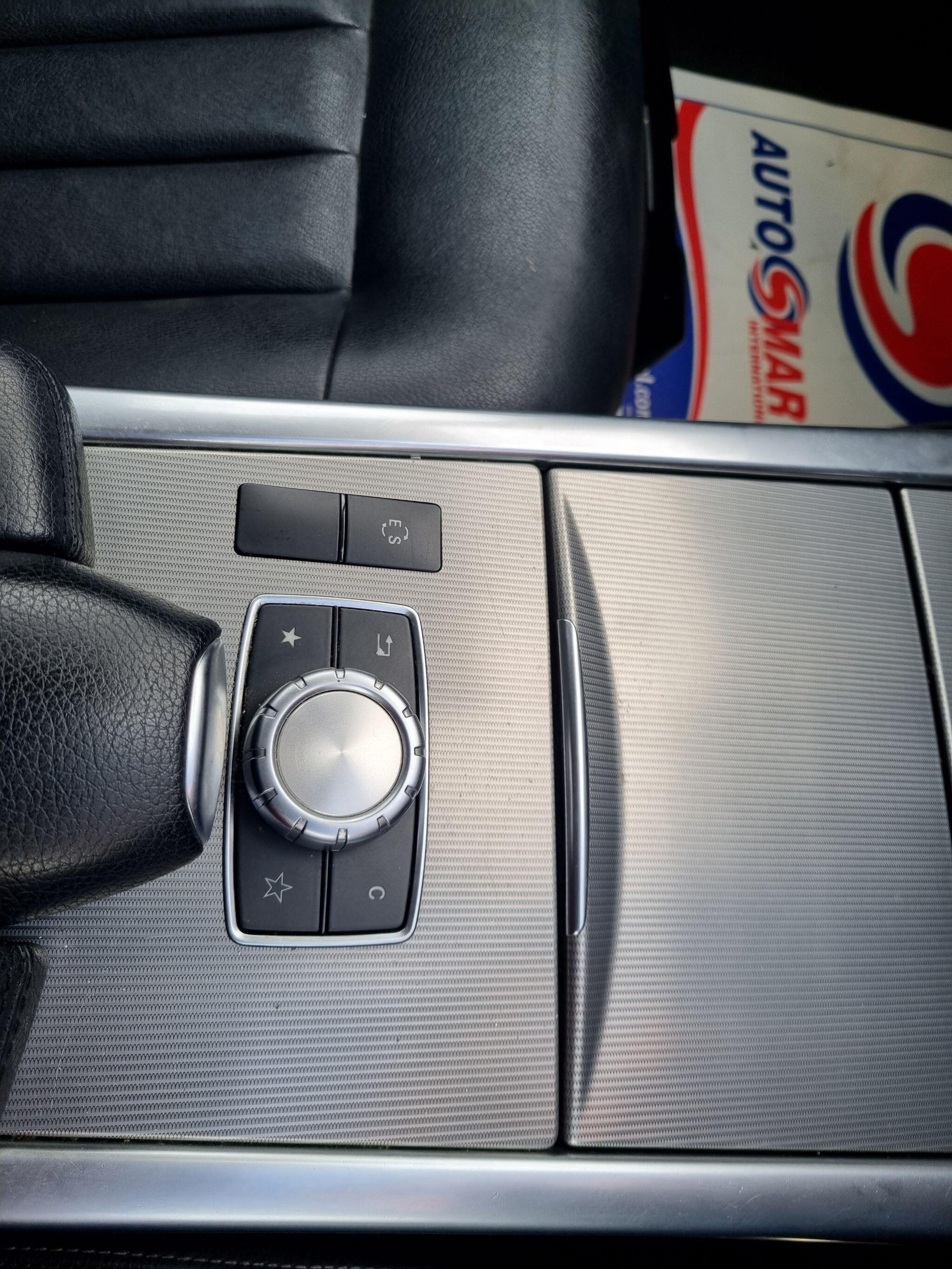 Mercedes-Benz E Class view 67