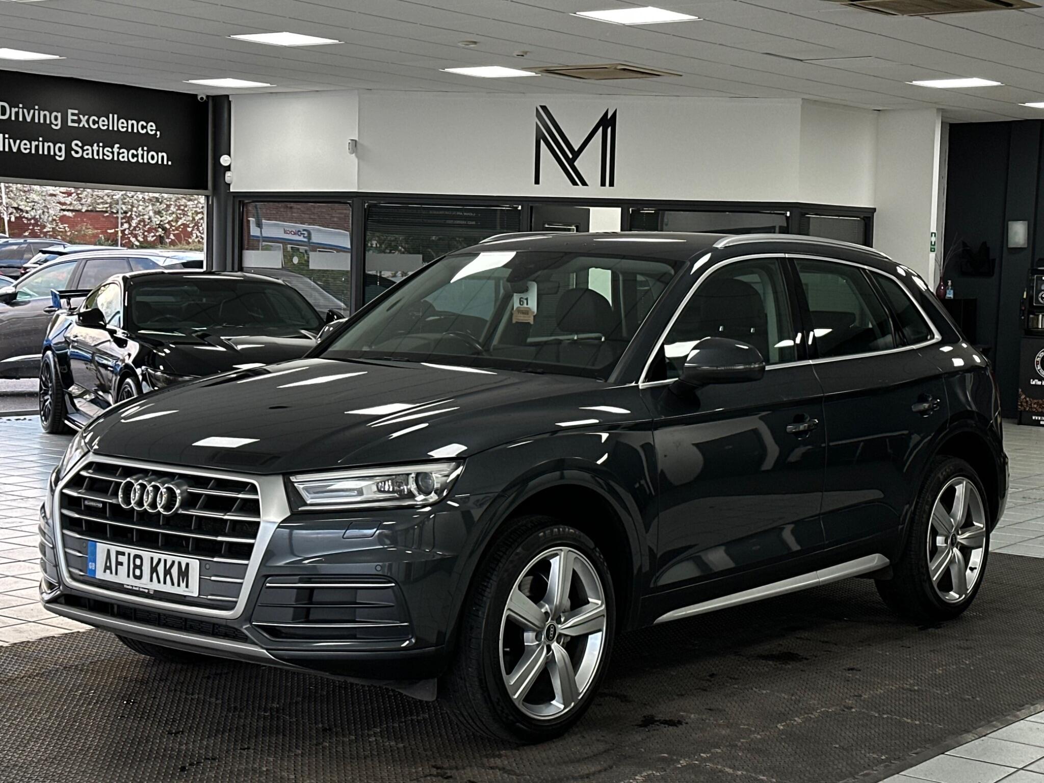 Audi Q5 view 5