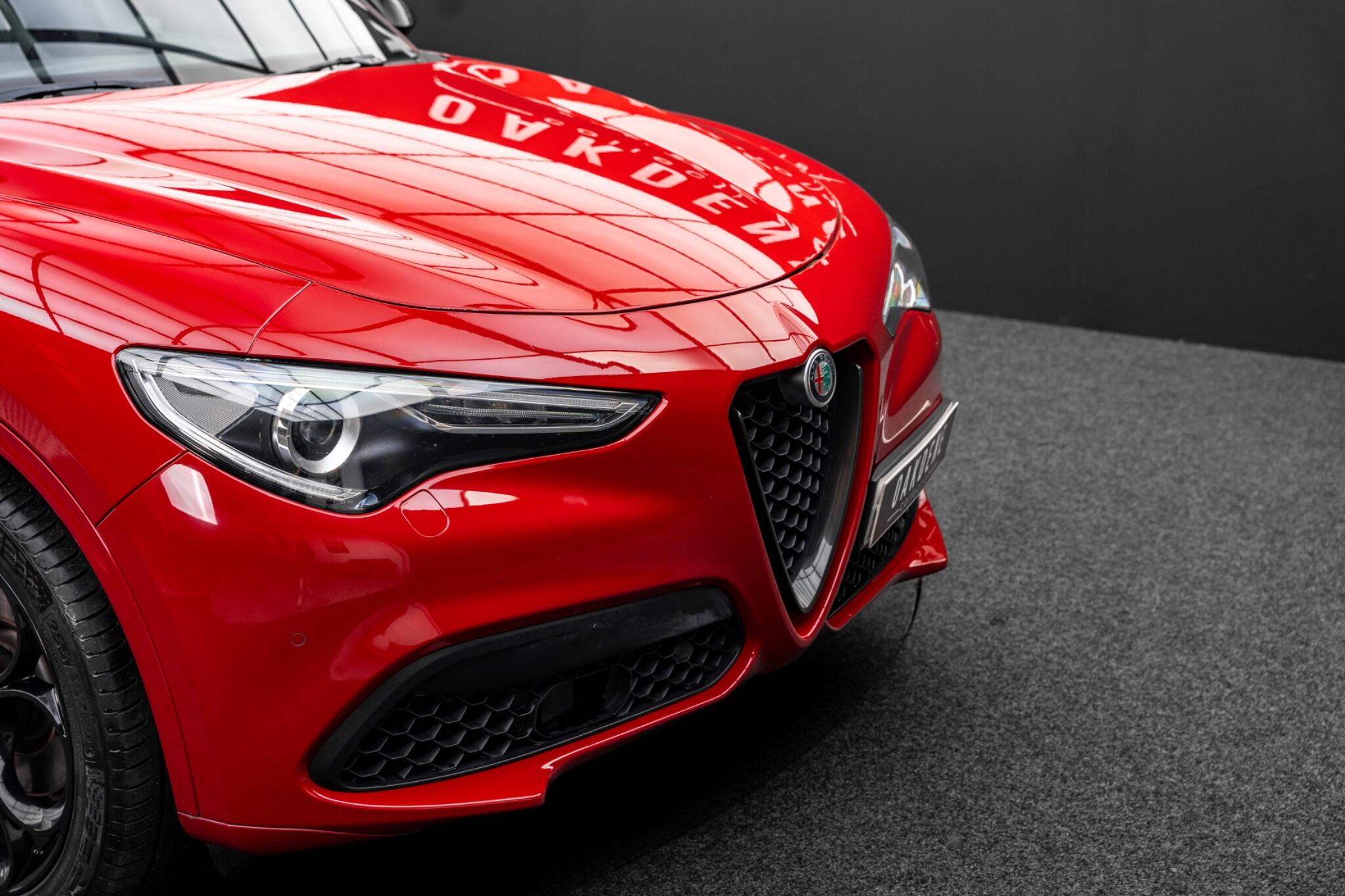 Alfa Romeo Stelvio view 55
