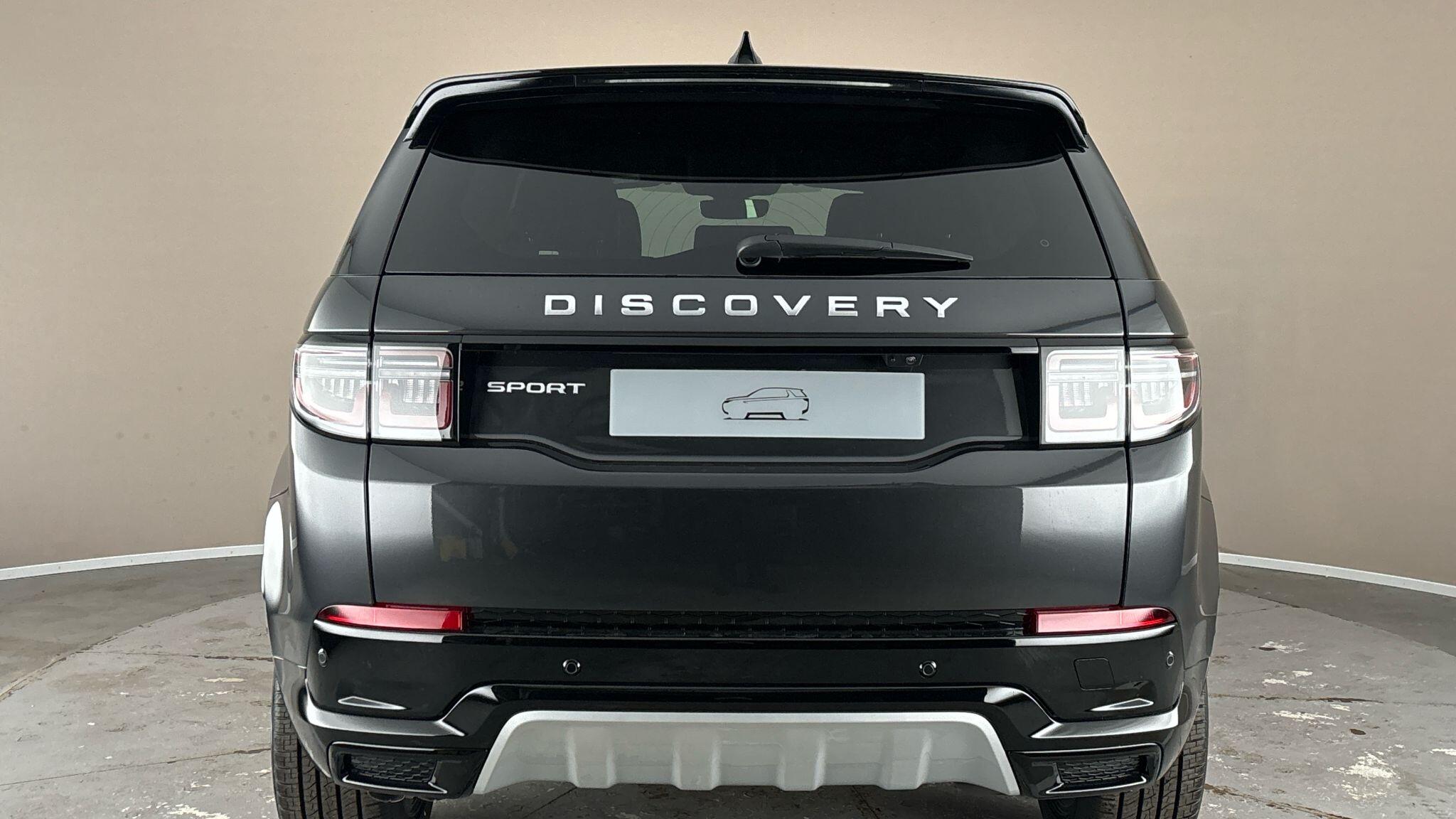 Land Rover Discovery Sport view 10