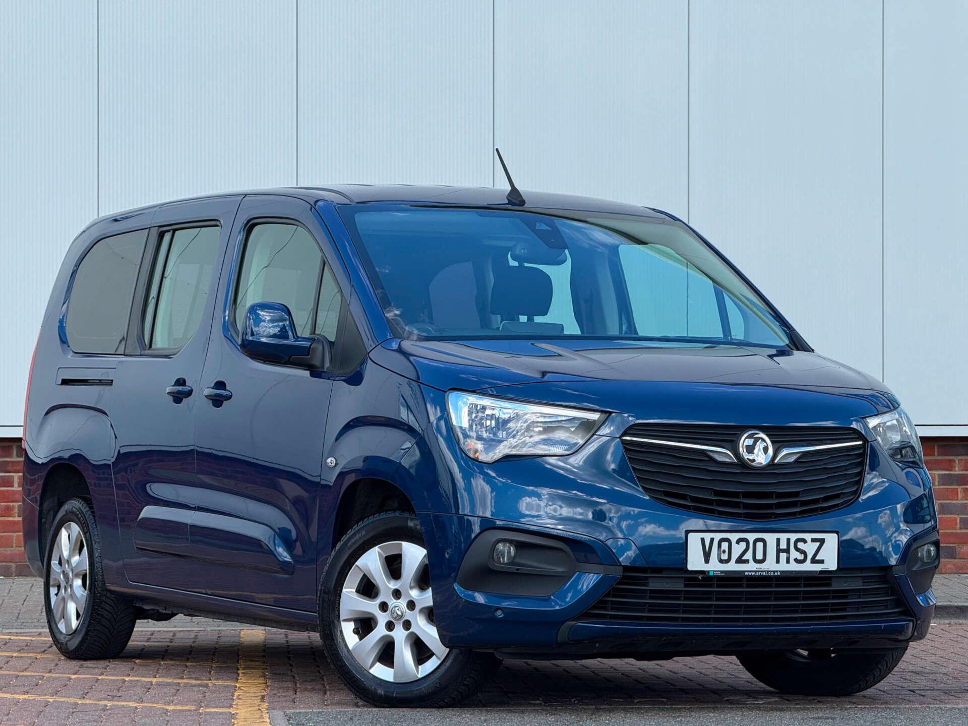 Vauxhall Combo Life view 5