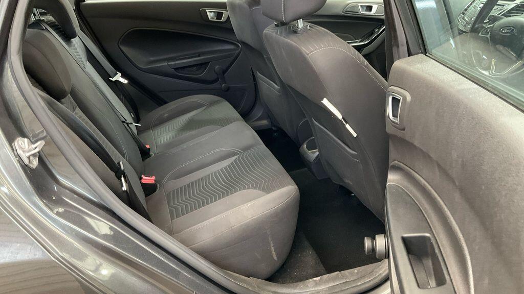 Ford Fiesta view 13