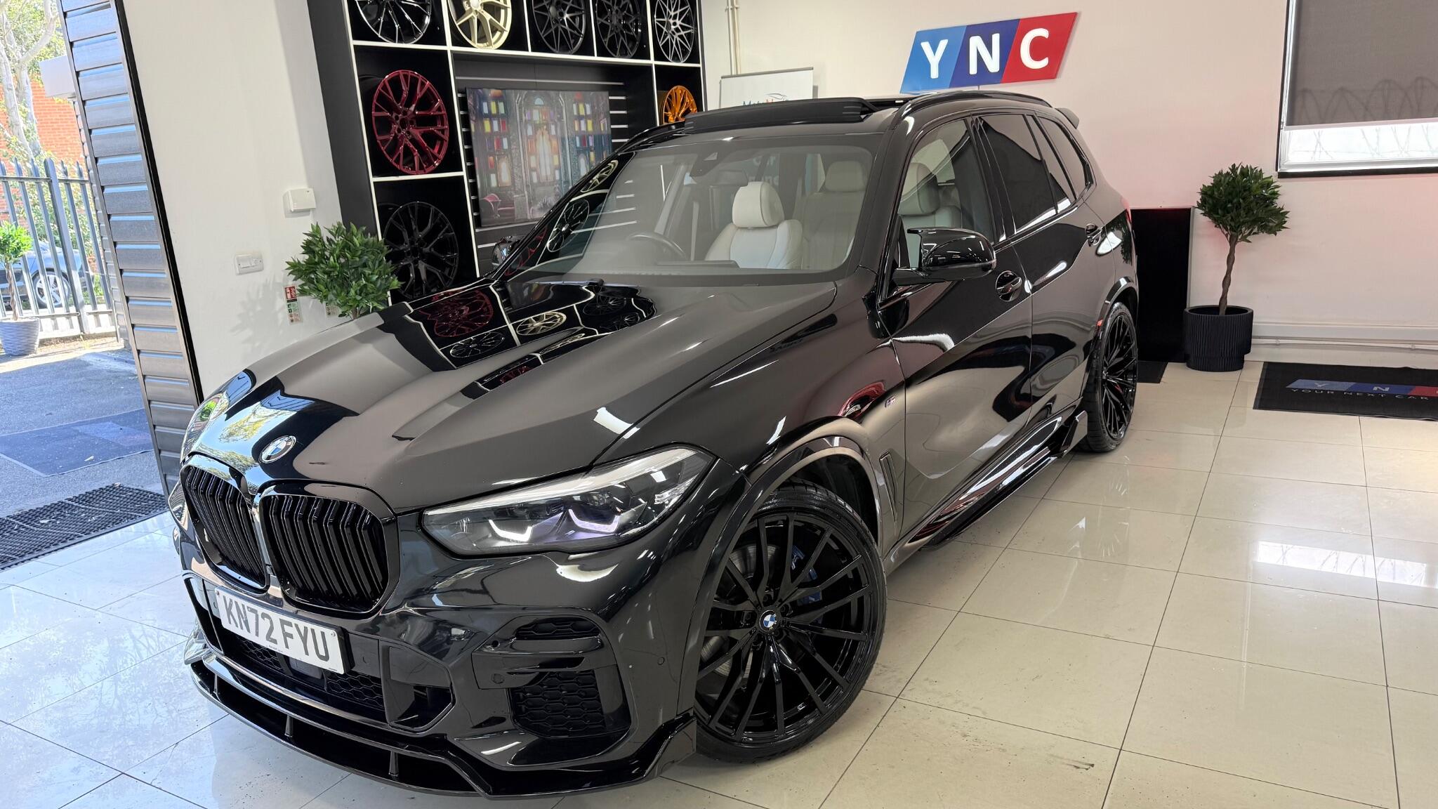 BMW X5 view 5