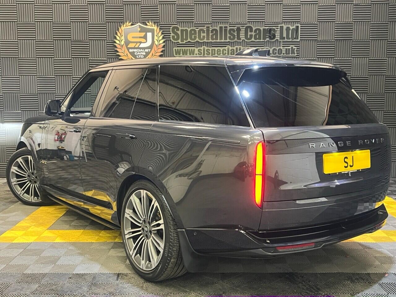 Land Rover Range Rover view 28