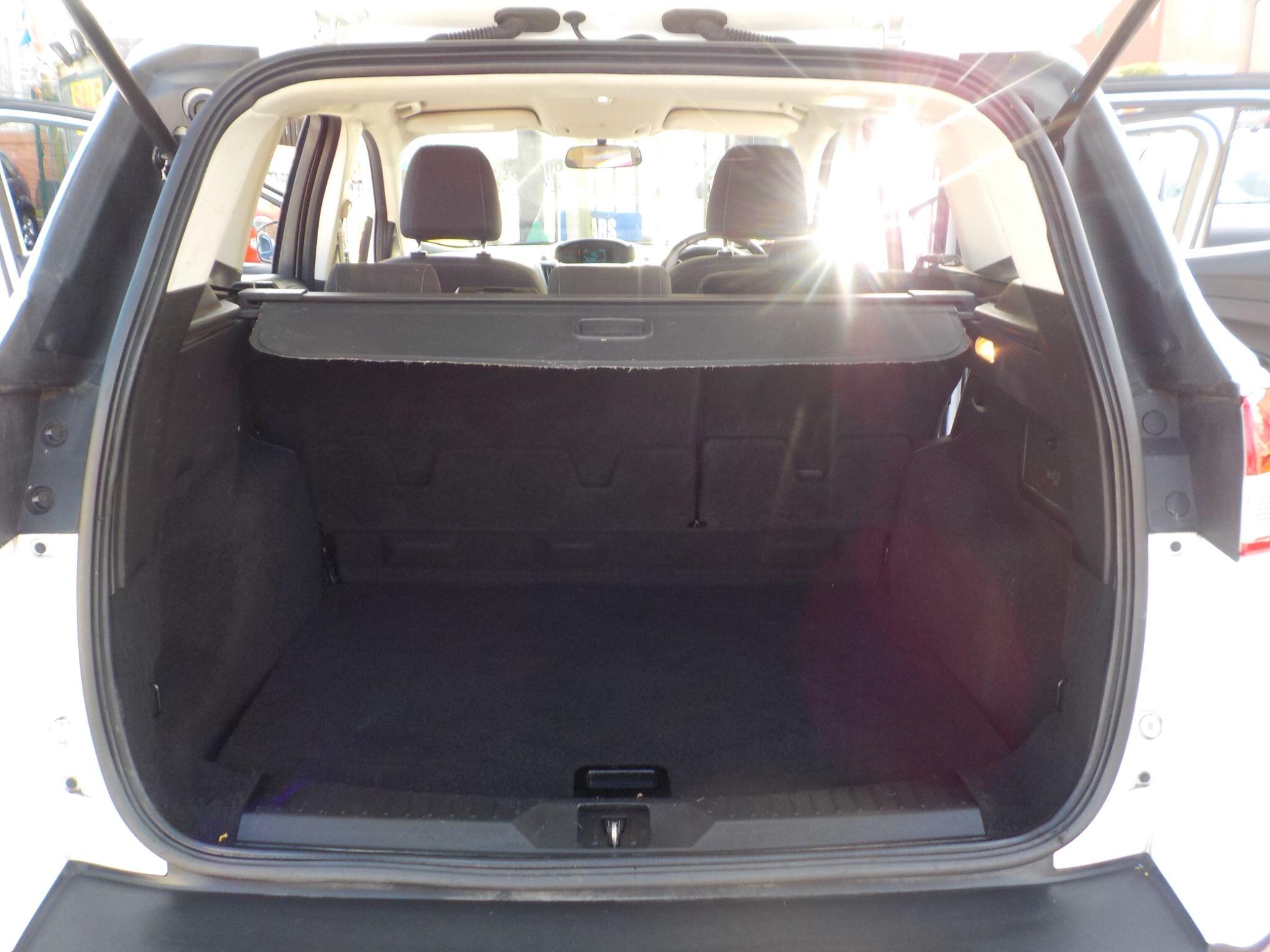 Ford Kuga 2.0 TDCi Zetec 2WD Euro 6 (s/s) 5dr