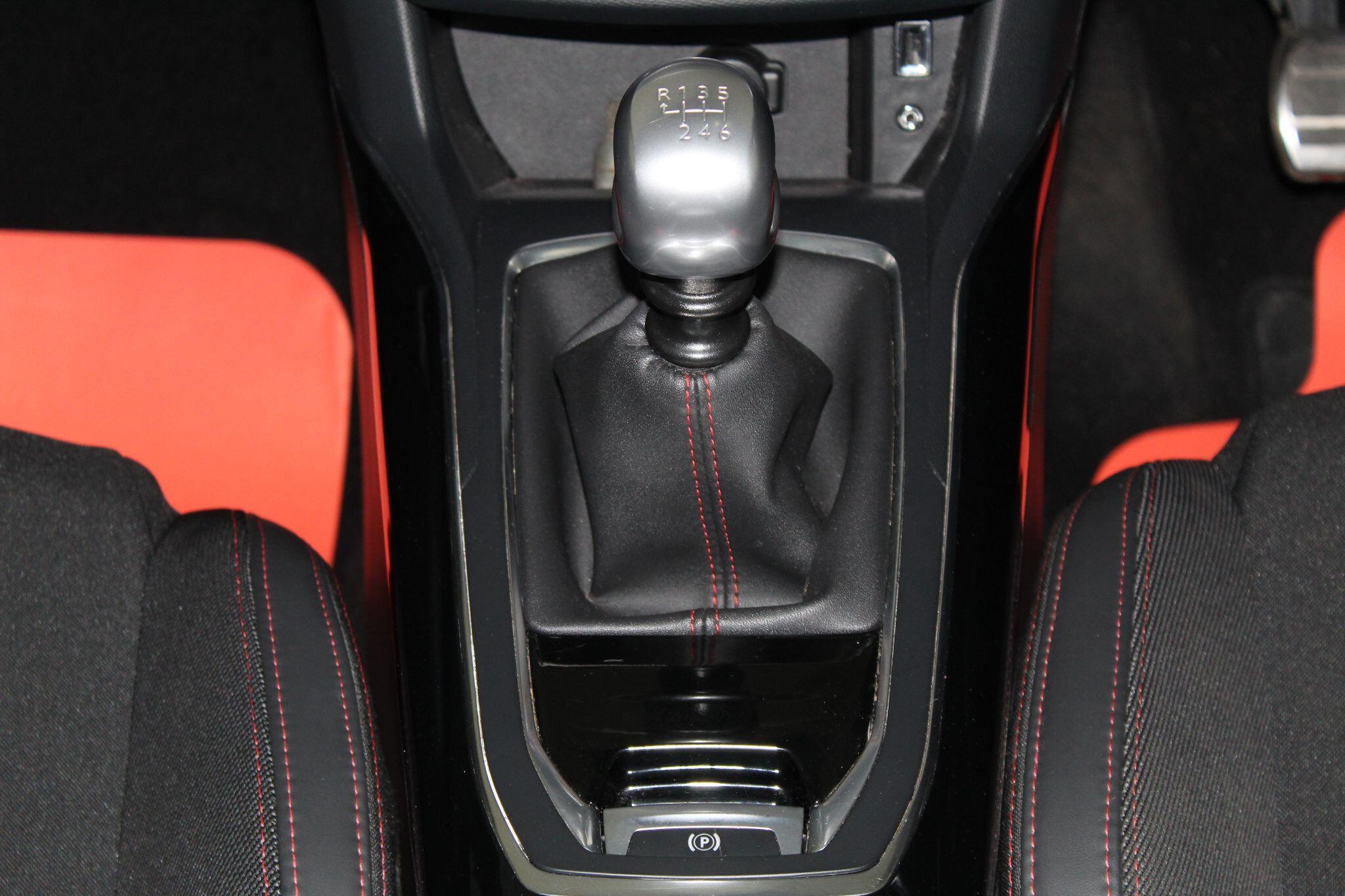 Peugeot 308 view 40