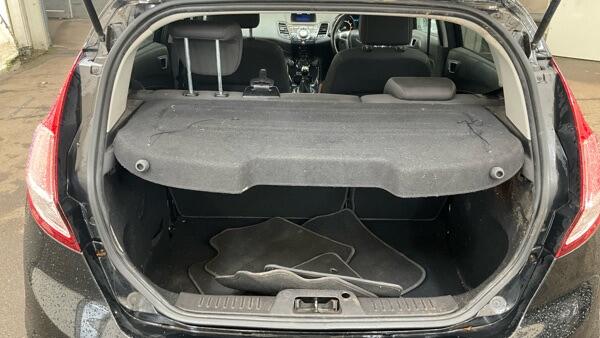 Ford Fiesta view 13