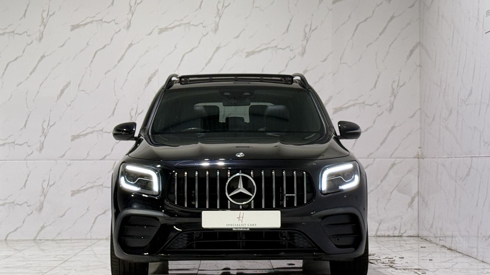 Mercedes-Benz GLB view 2