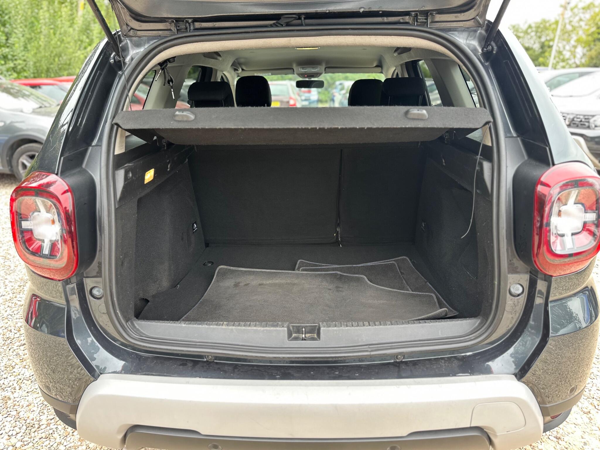 Dacia Duster view 17