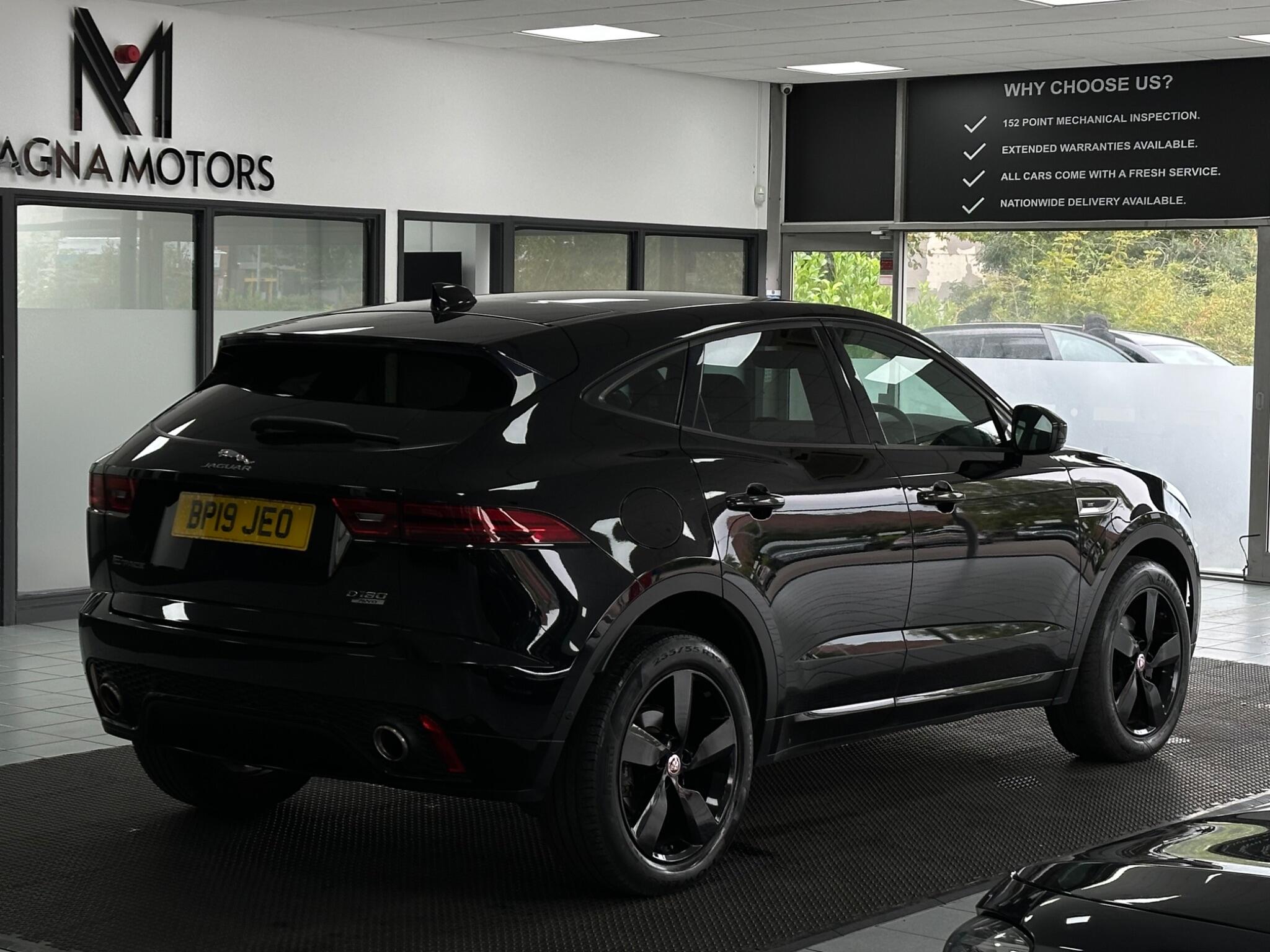 Jaguar E-Pace view 14