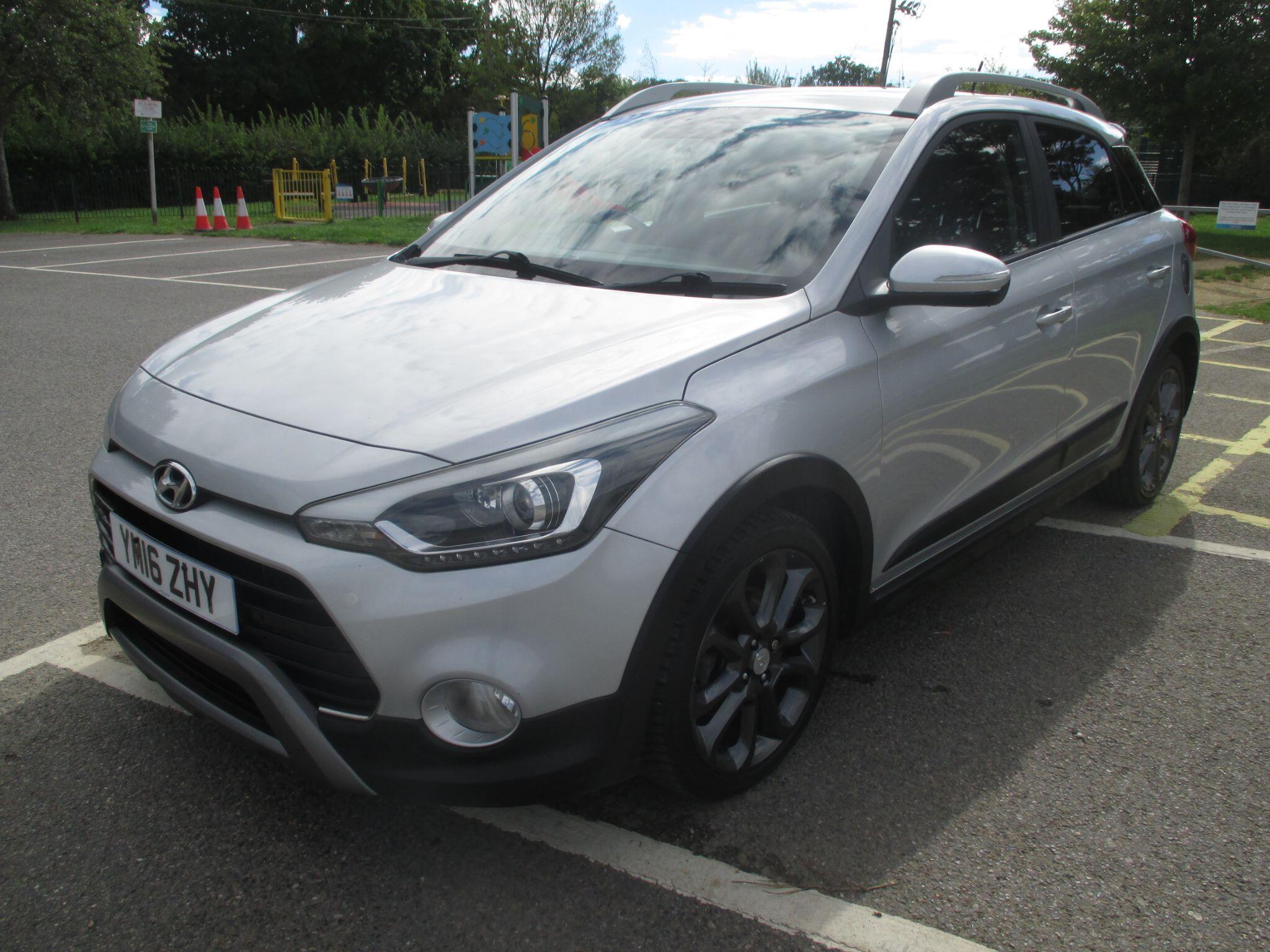 Hyundai I20 view 18