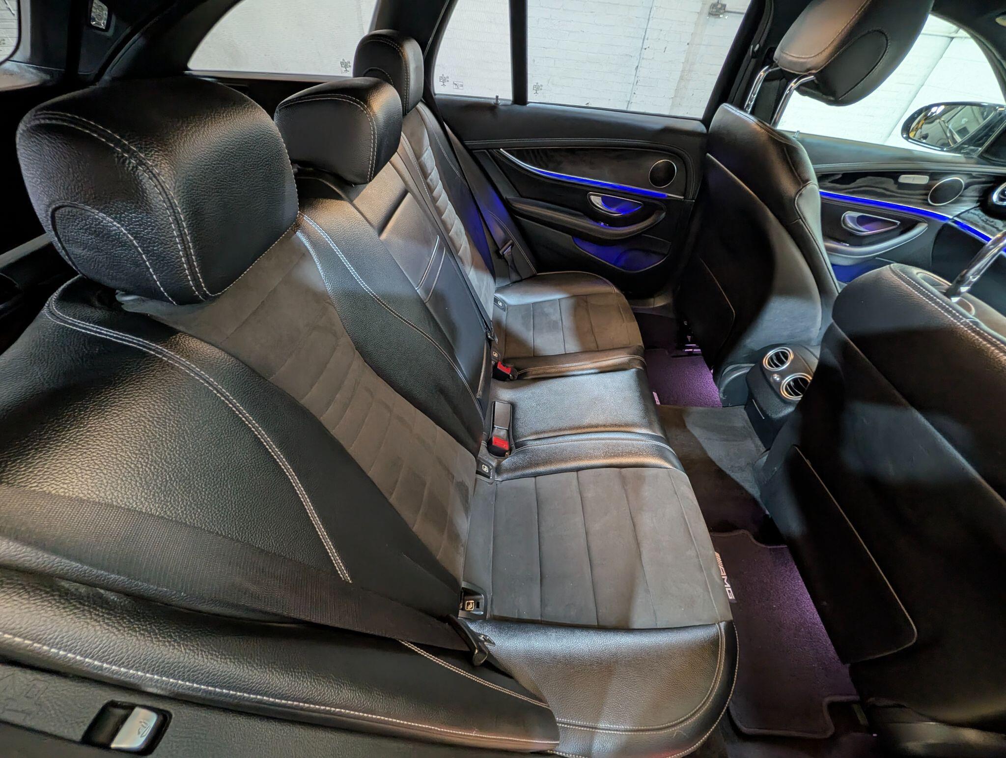 Mercedes-Benz E-Class view 81