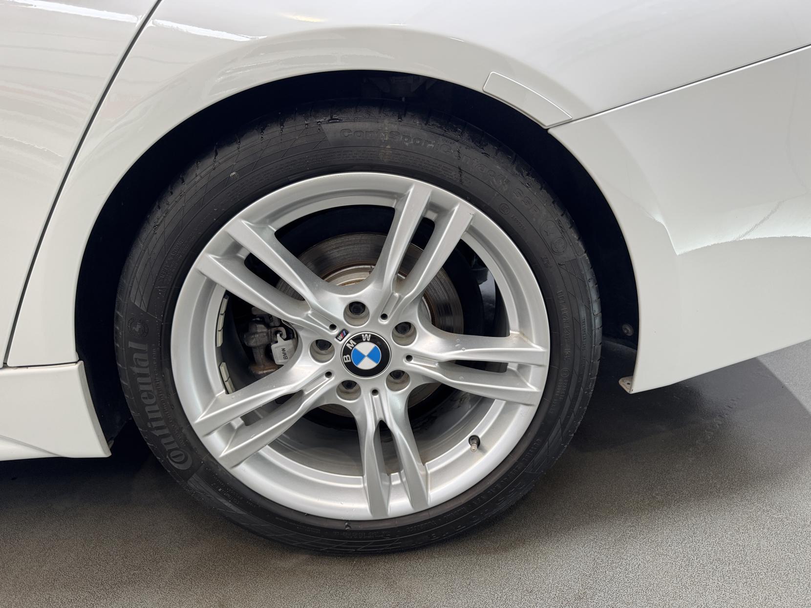 BMW 3 Series view 50