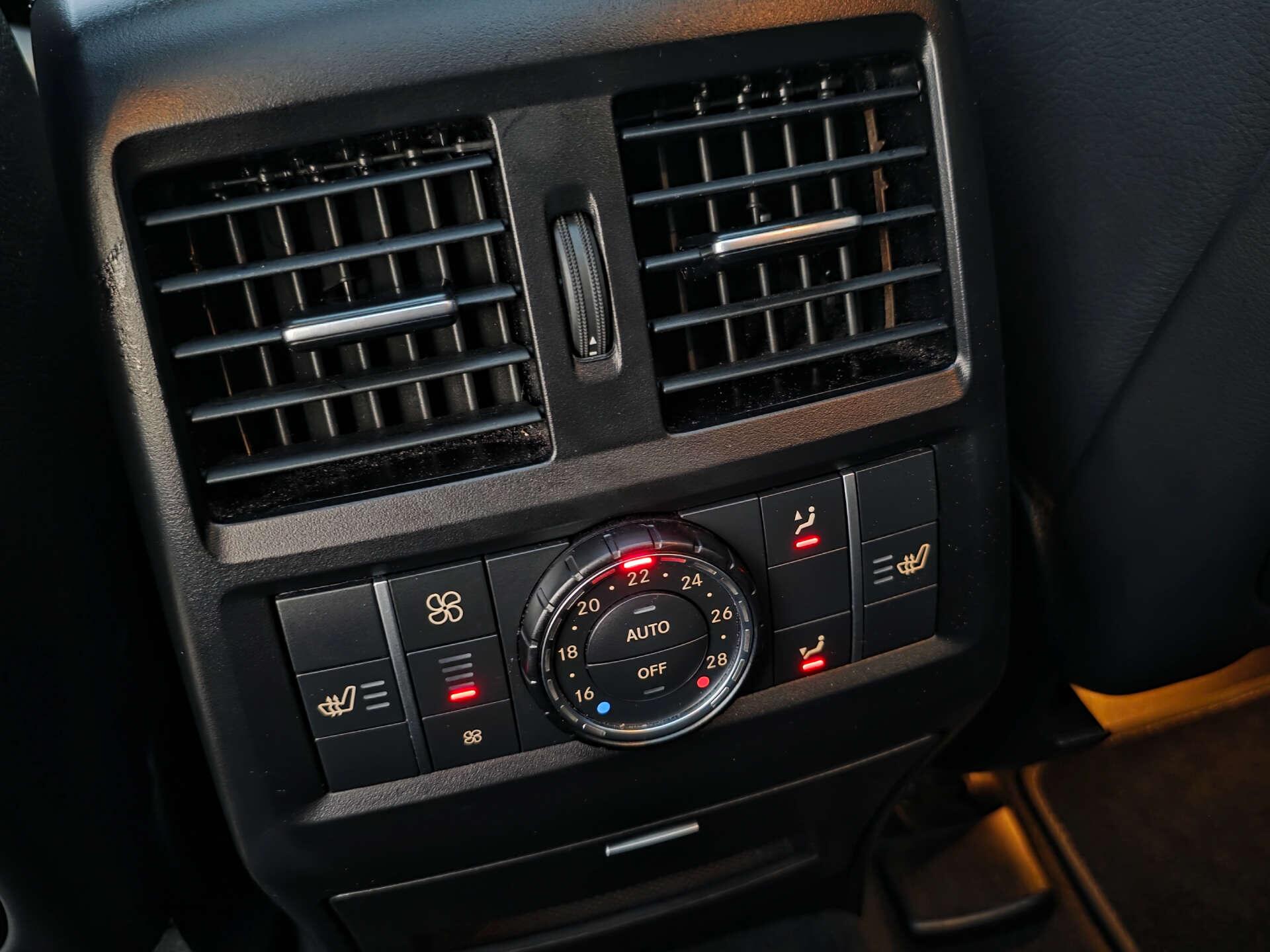 Mercedes-Benz GLS view 49