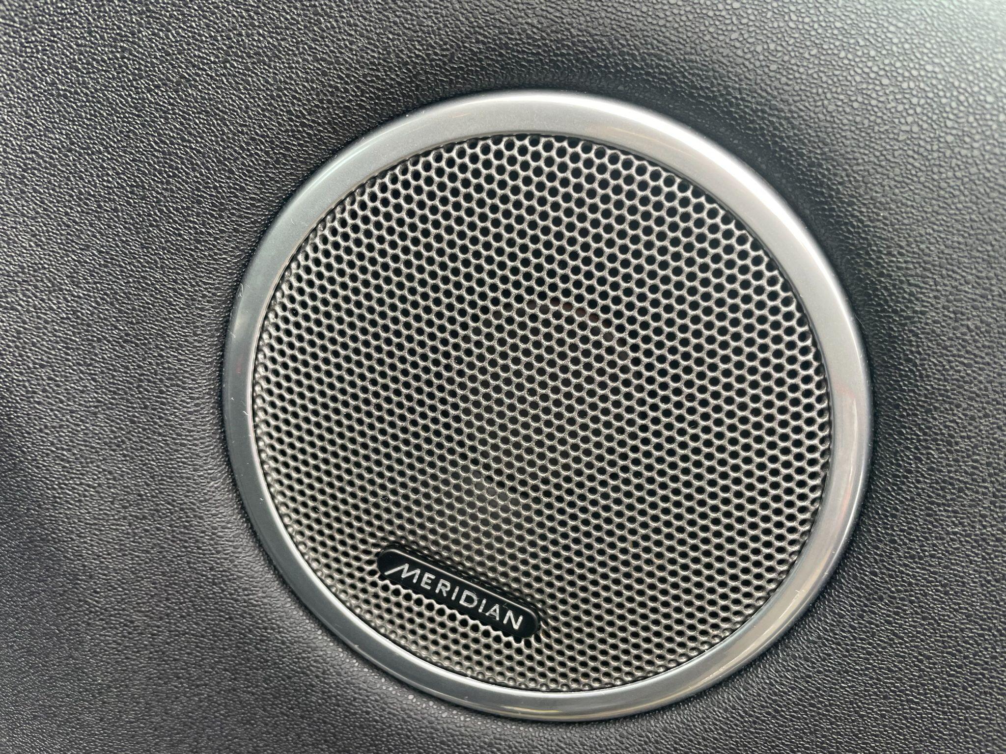 Land Rover Range Rover Evoque view 20