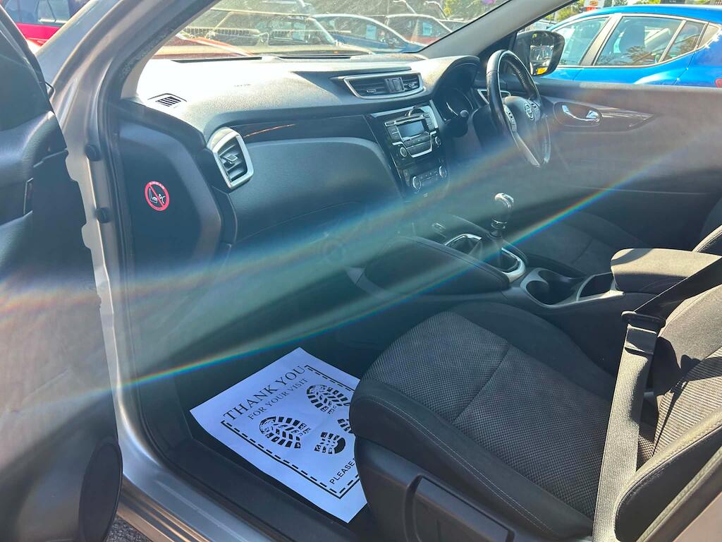 Nissan Qashqai view 17