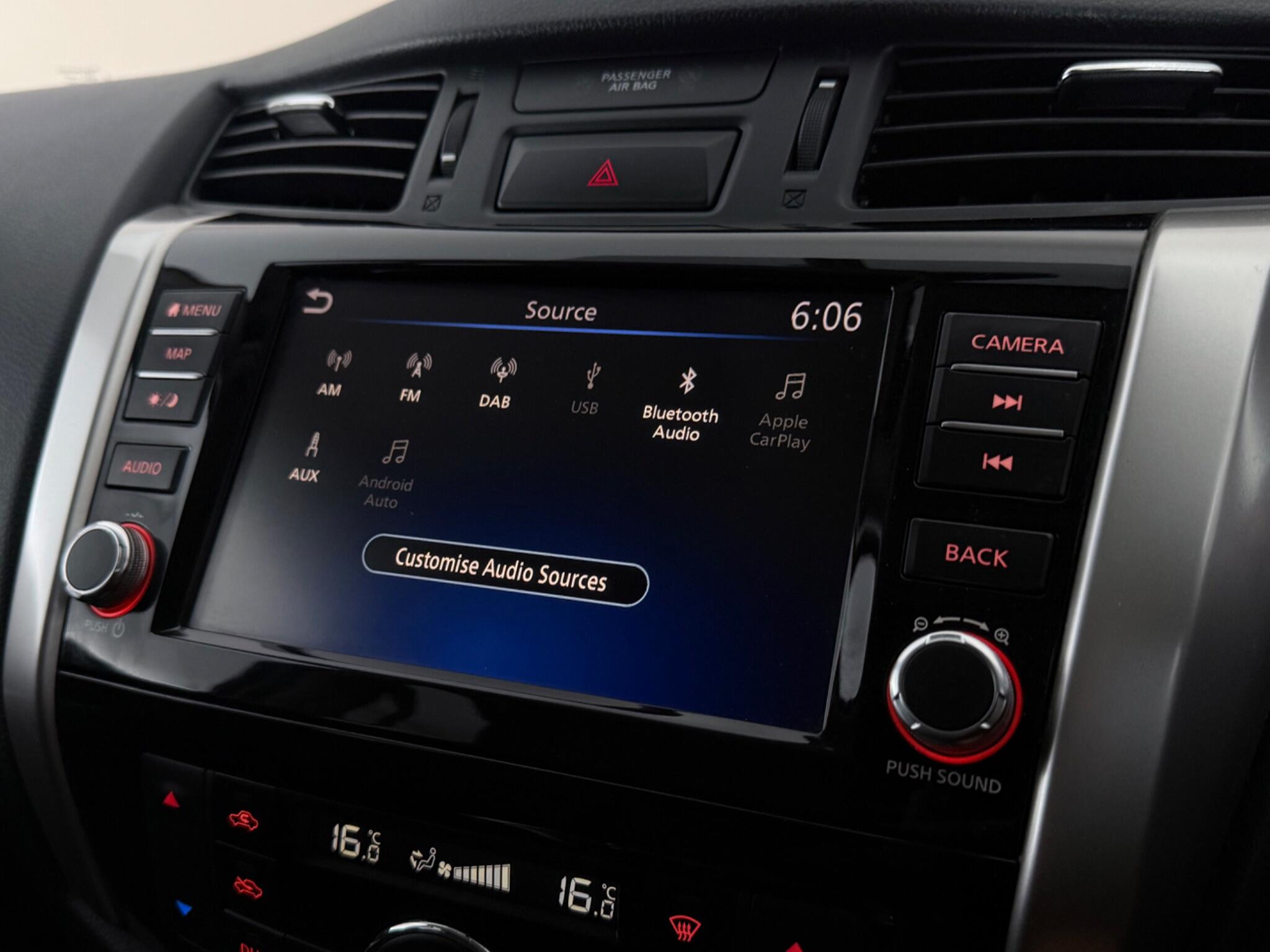 Nissan Navara view 23