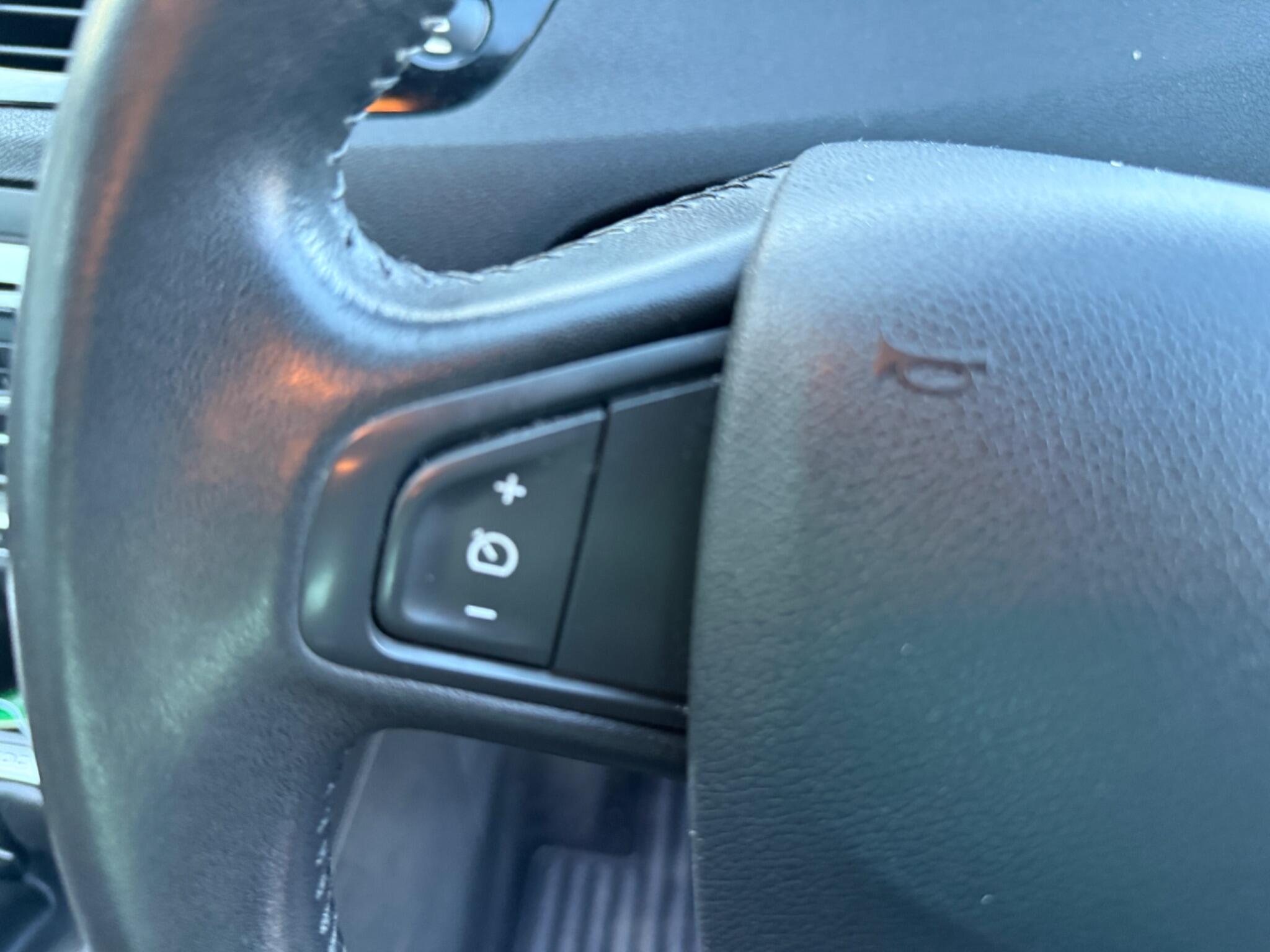 2015 Renault Scenic image 21