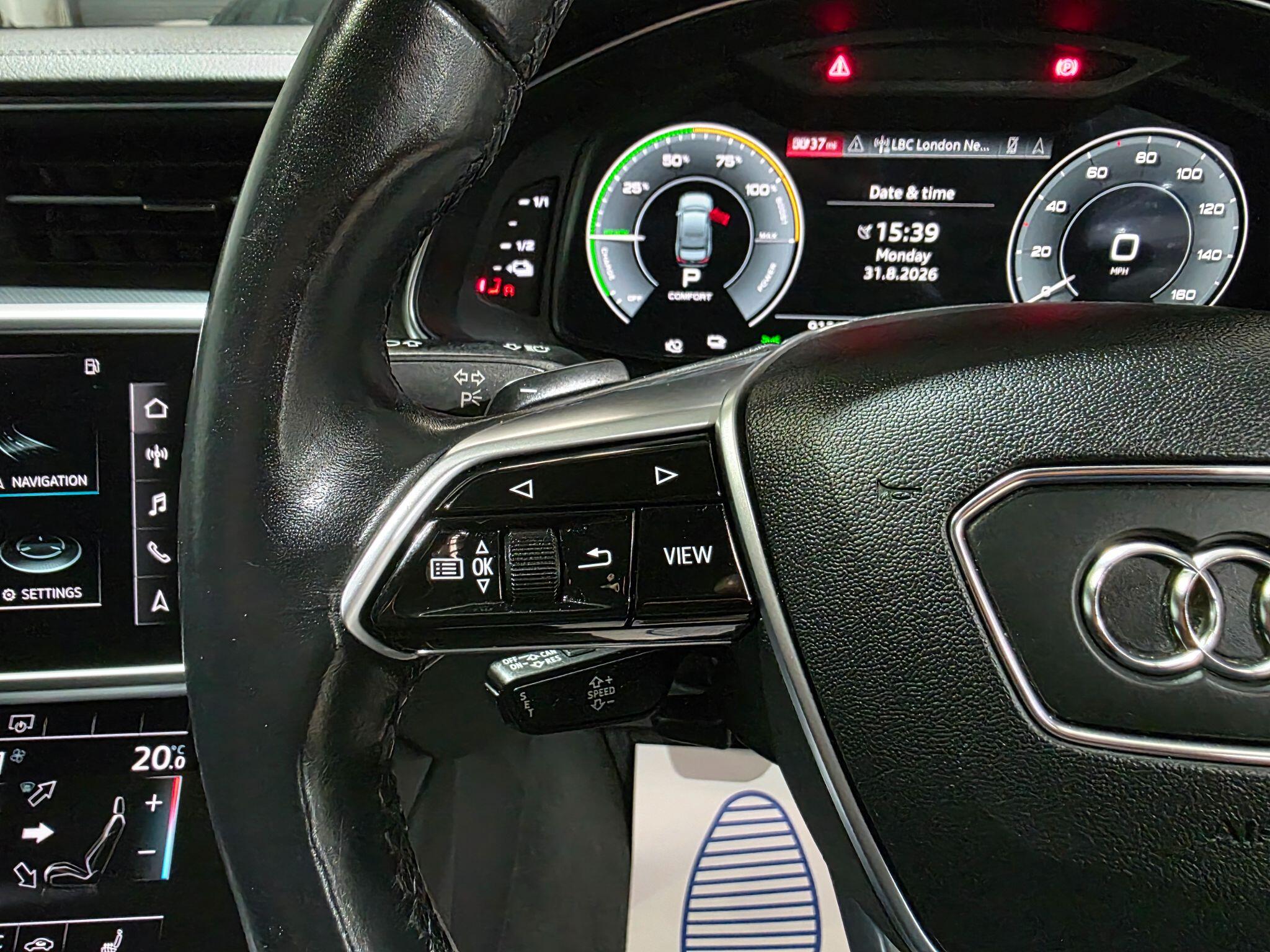 Audi A6 Saloon view 20