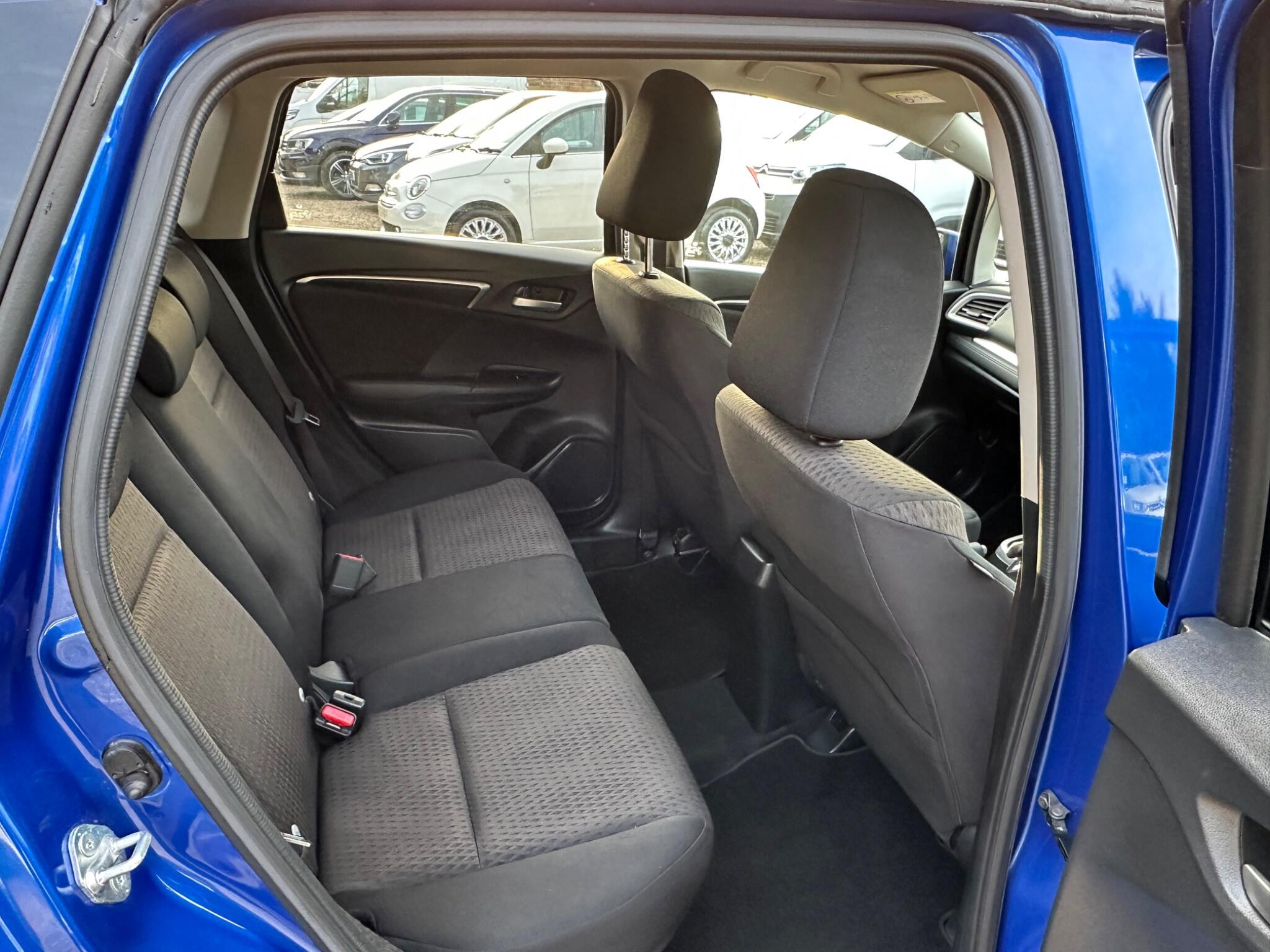 Honda Jazz view 16