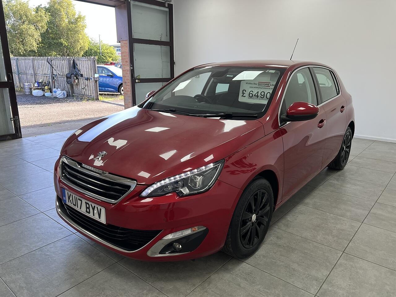 Peugeot 308 view 6