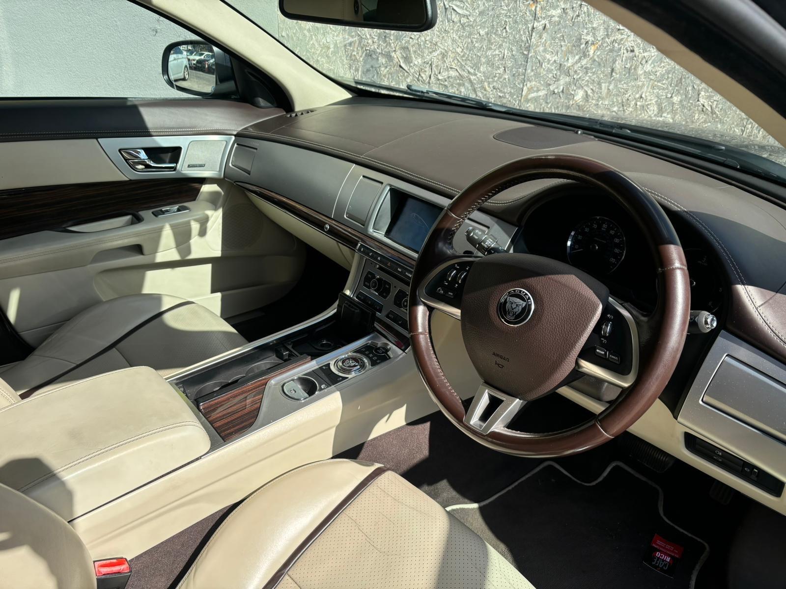 Jaguar XF view 2