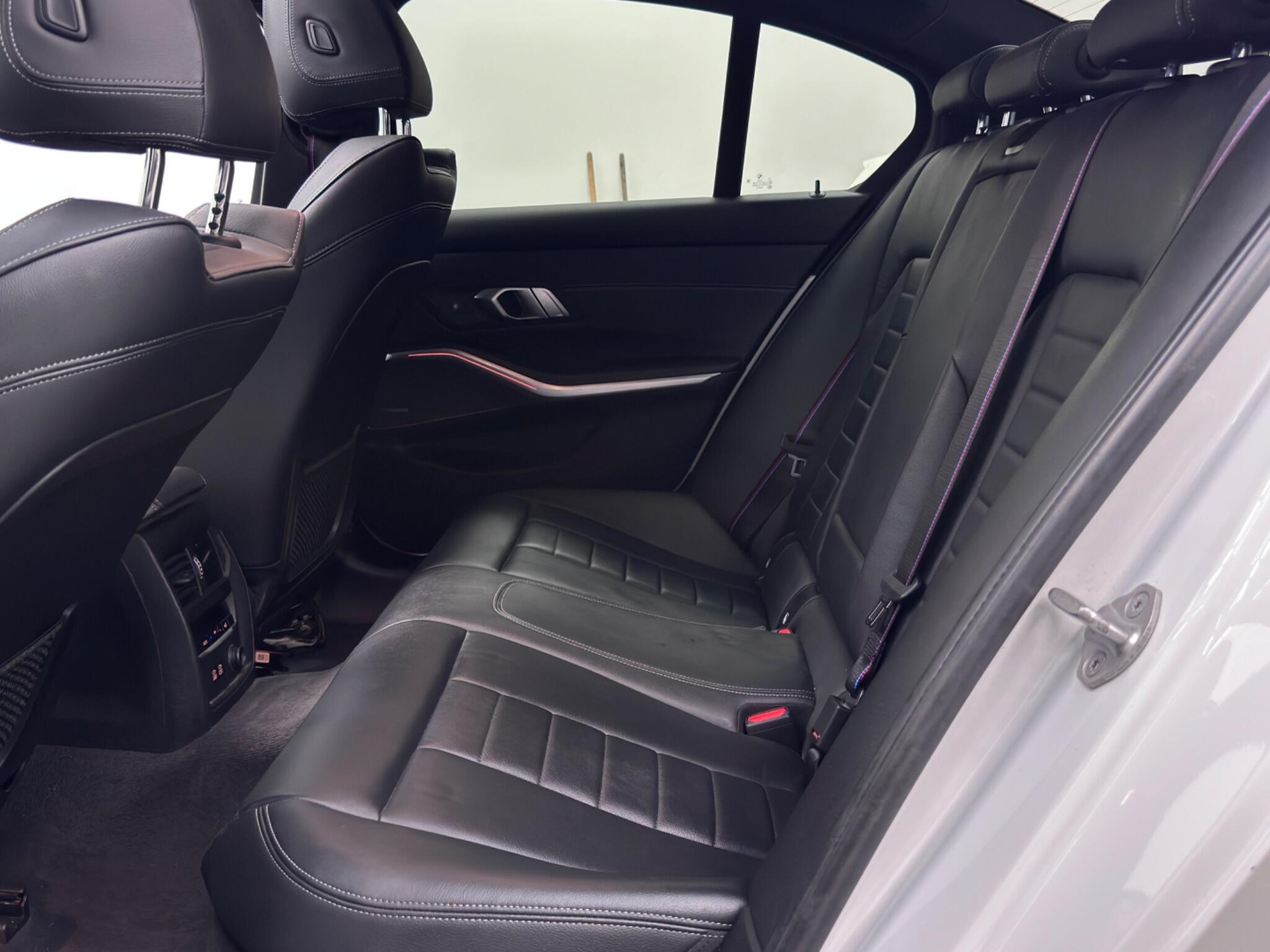 BMW 3 Series view 60