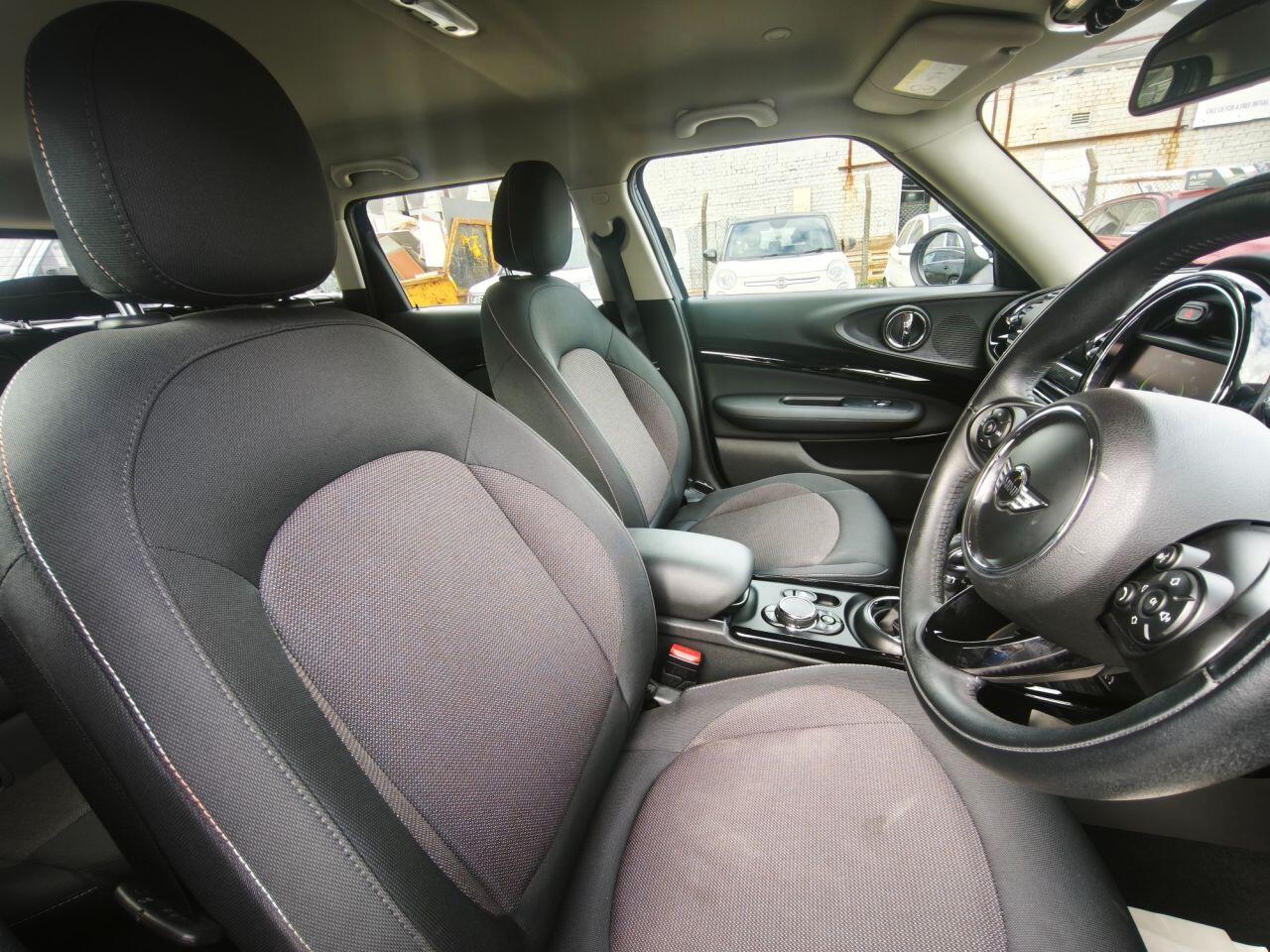 Mini Clubman view 11