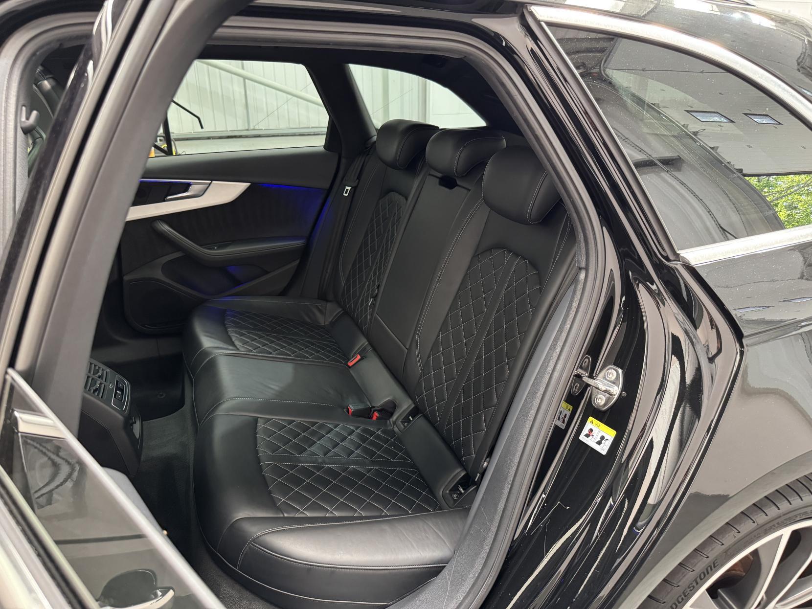 Audi S4 Avant view 56
