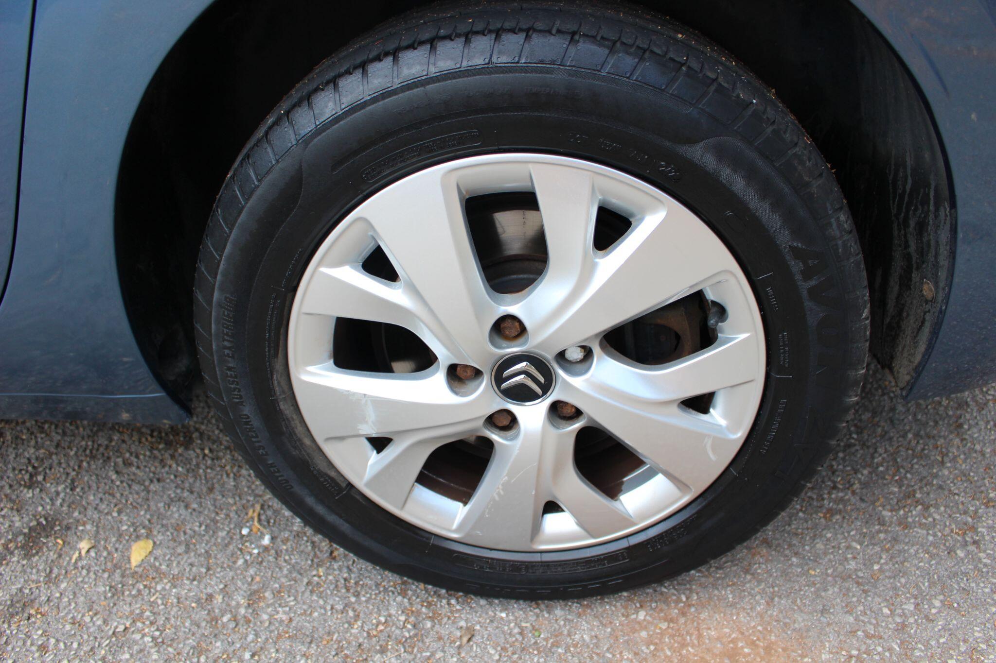 Citroen Grand C4 Picasso view 22