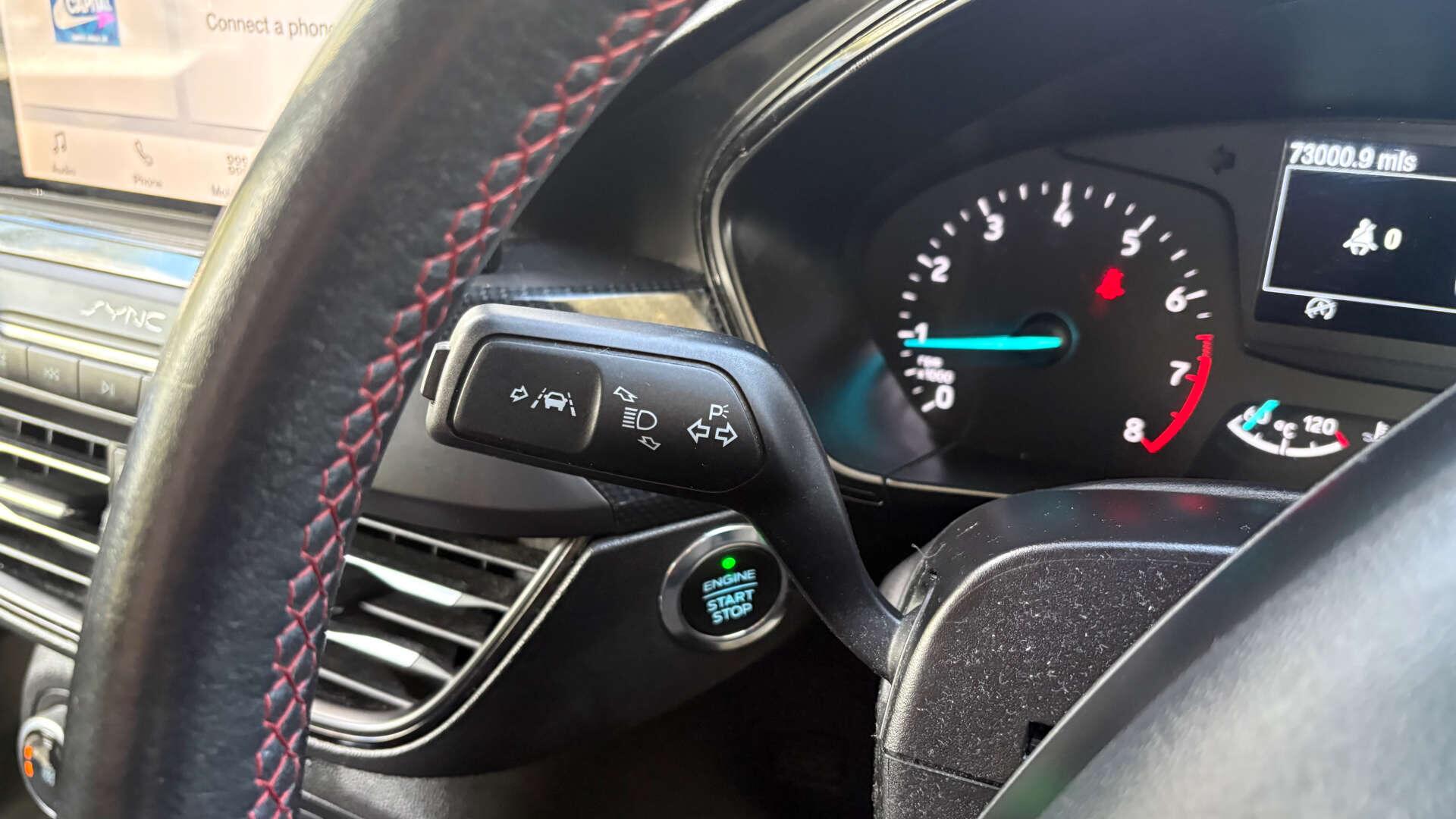 Ford Focus view 19
