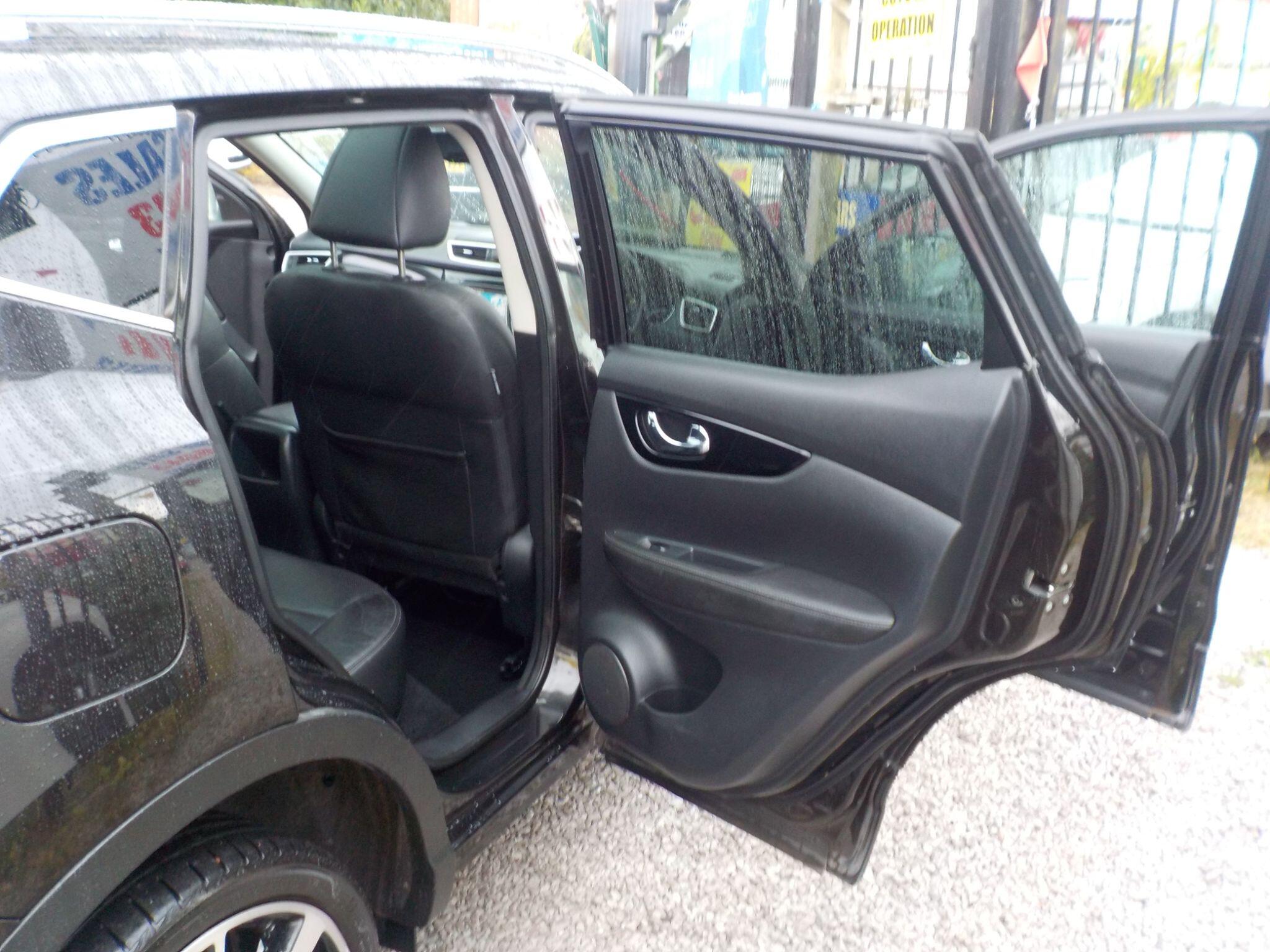 Nissan Qashqai 1.5 dCi Tekna 2WD Euro 6 (s/s) 5dr