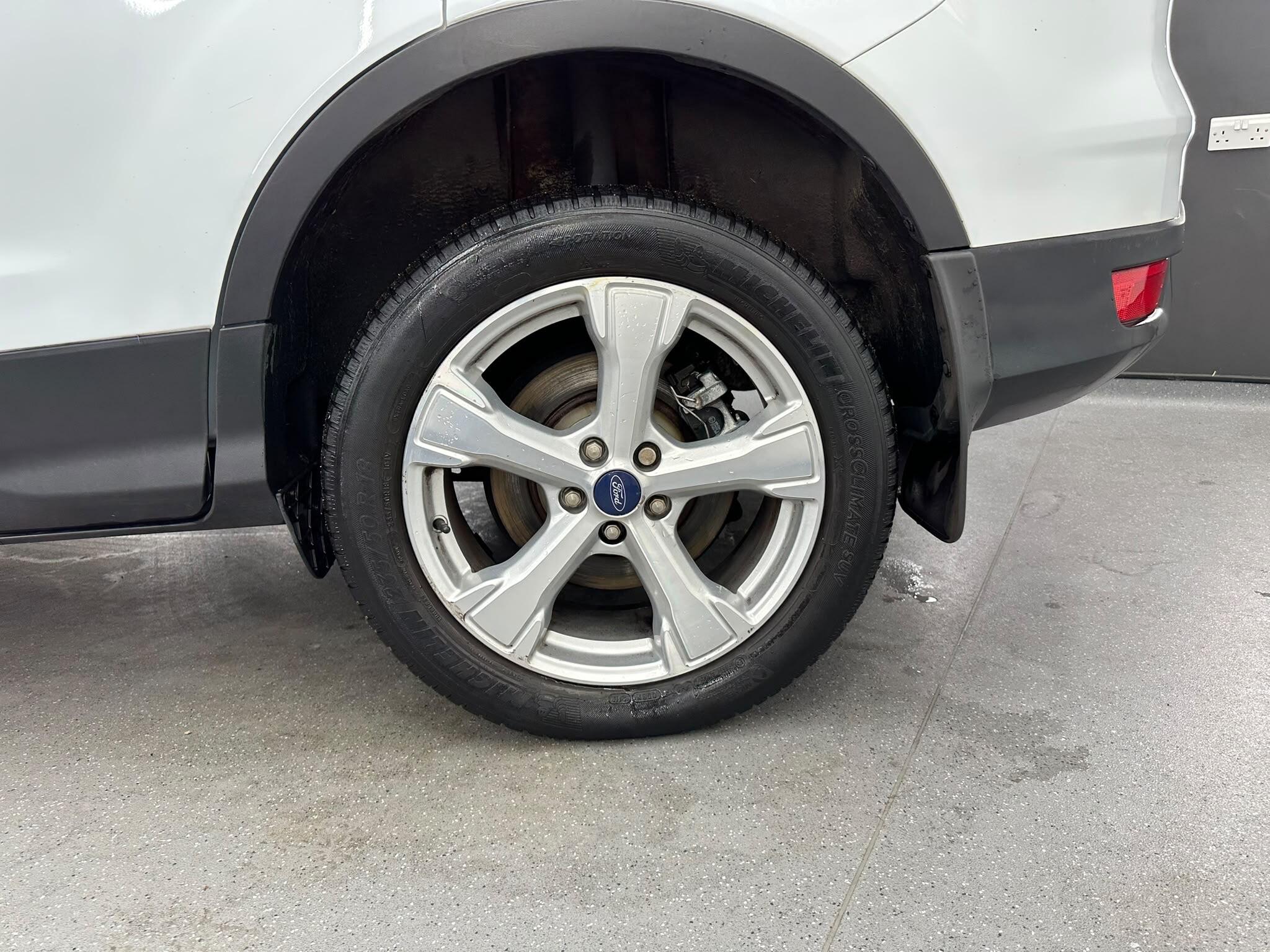 Ford Kuga view 18