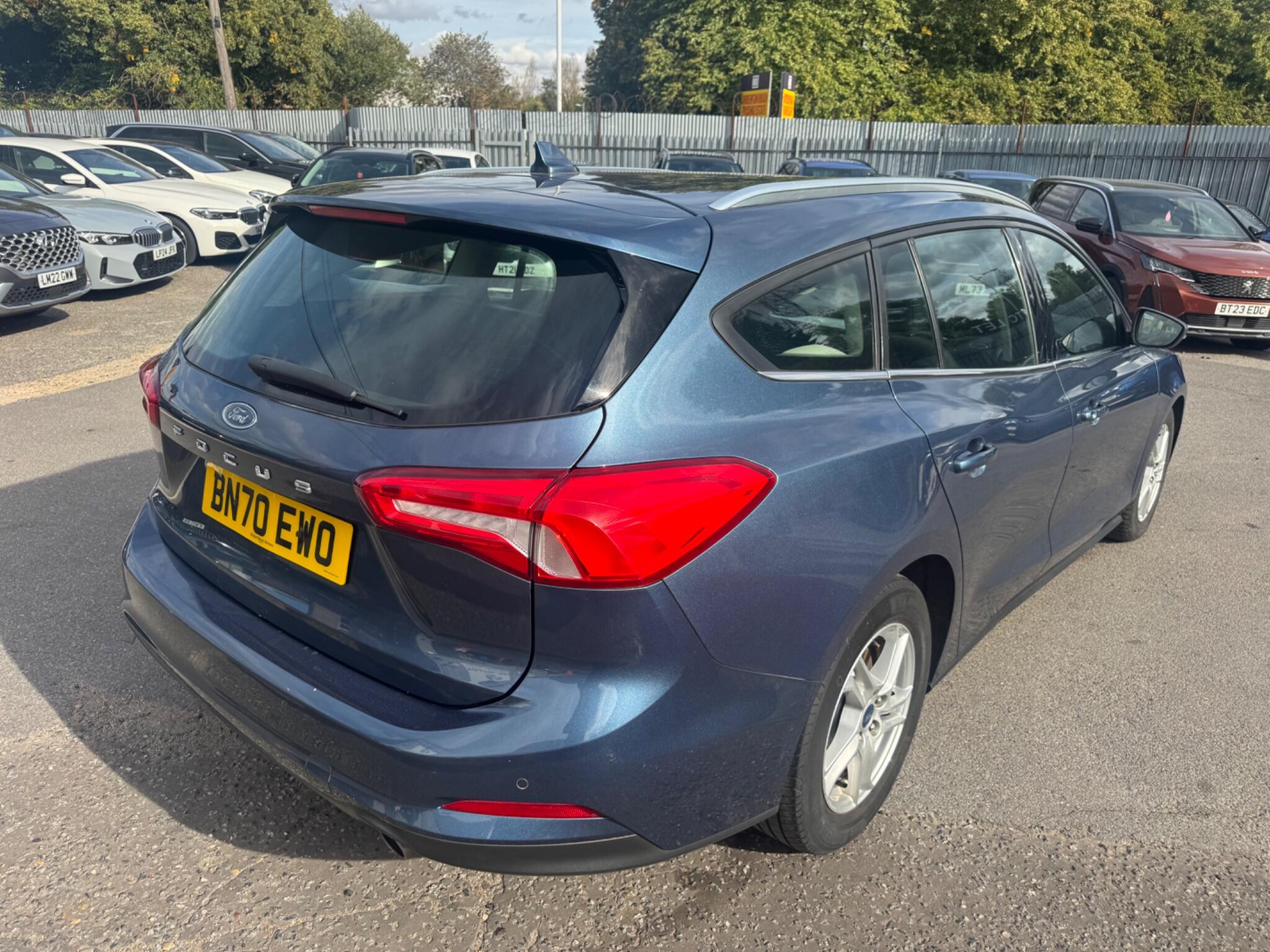 Ford Focus view 4