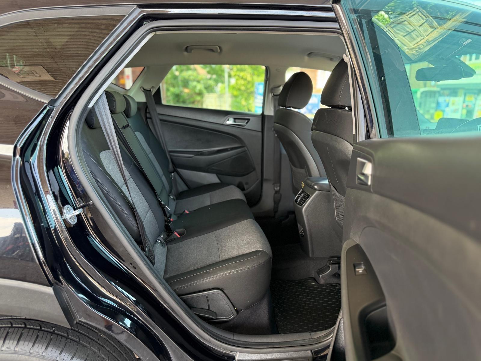 Hyundai Tucson view 30