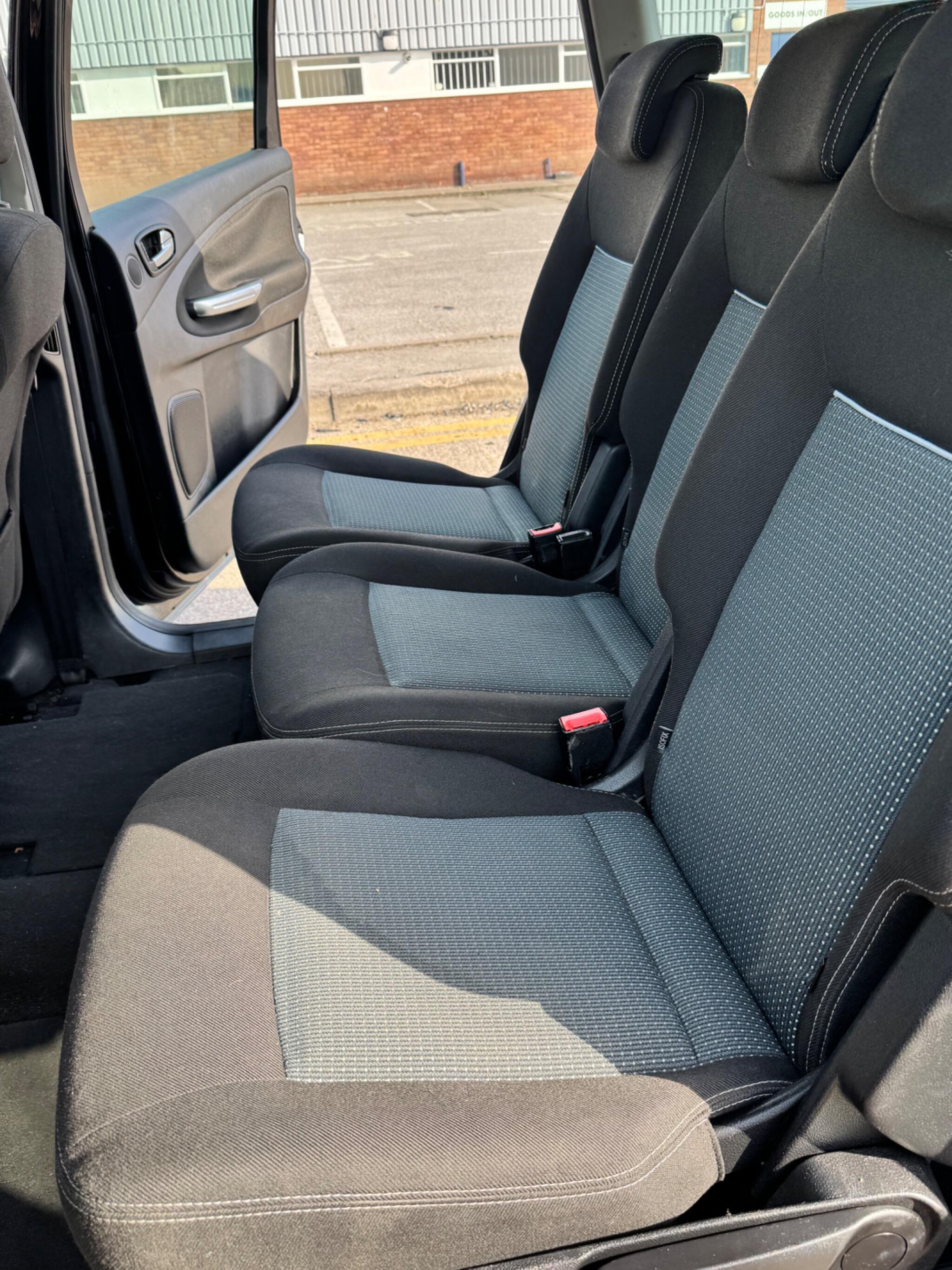 Ford S-Max view 53