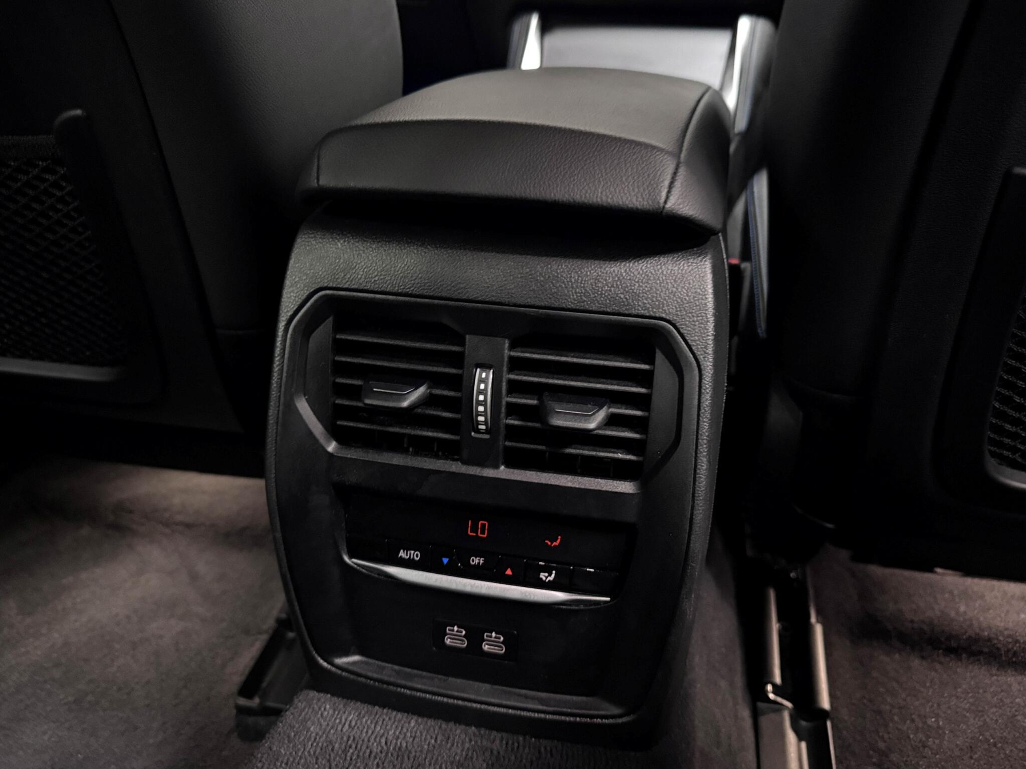 BMW I4 view 17