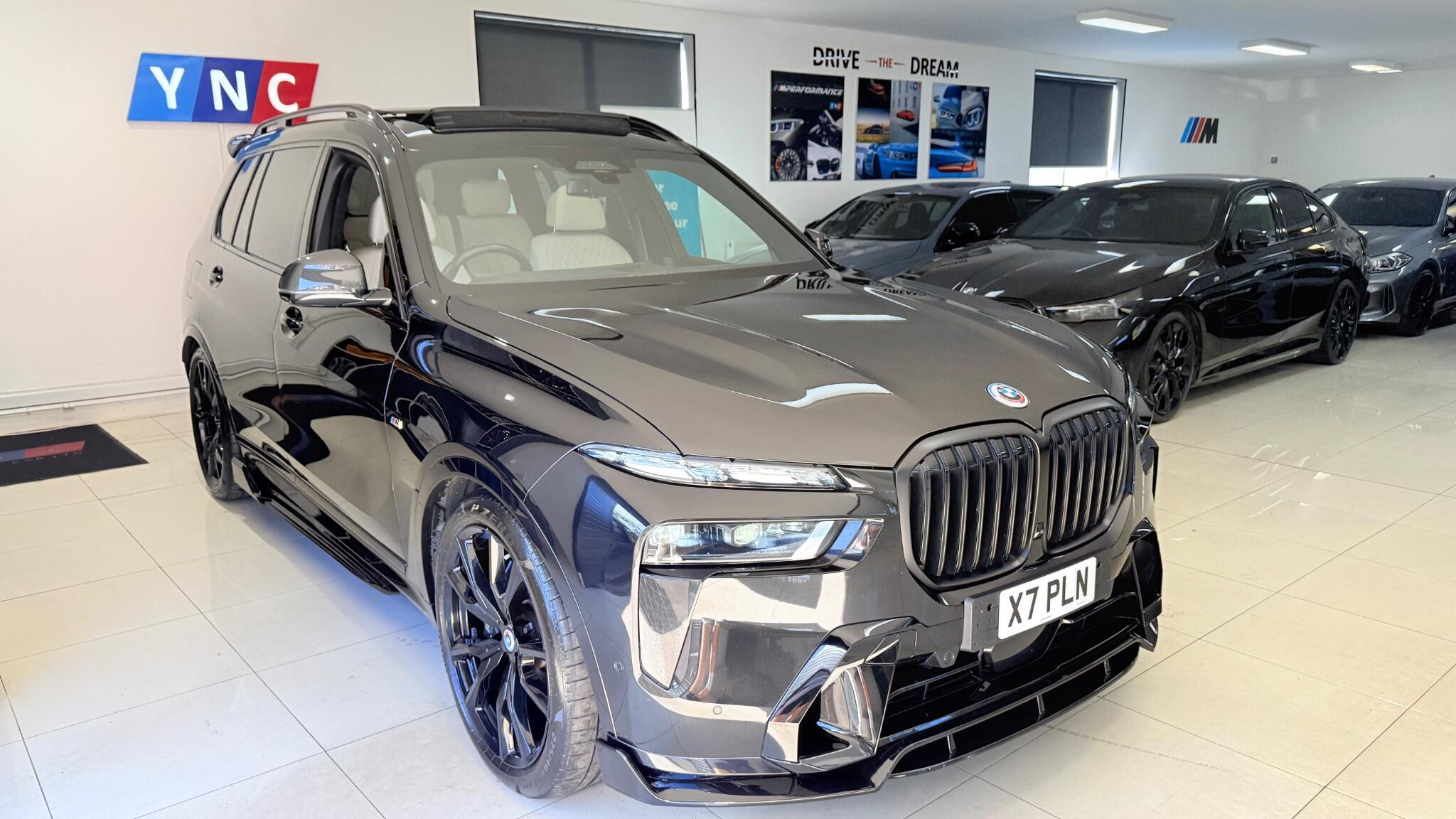 BMW X7 view 79