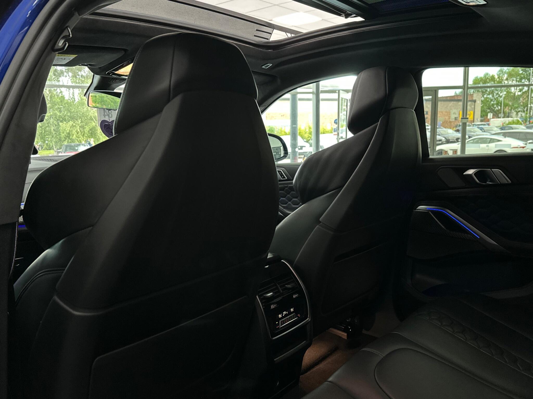 BMW X6 M view 40