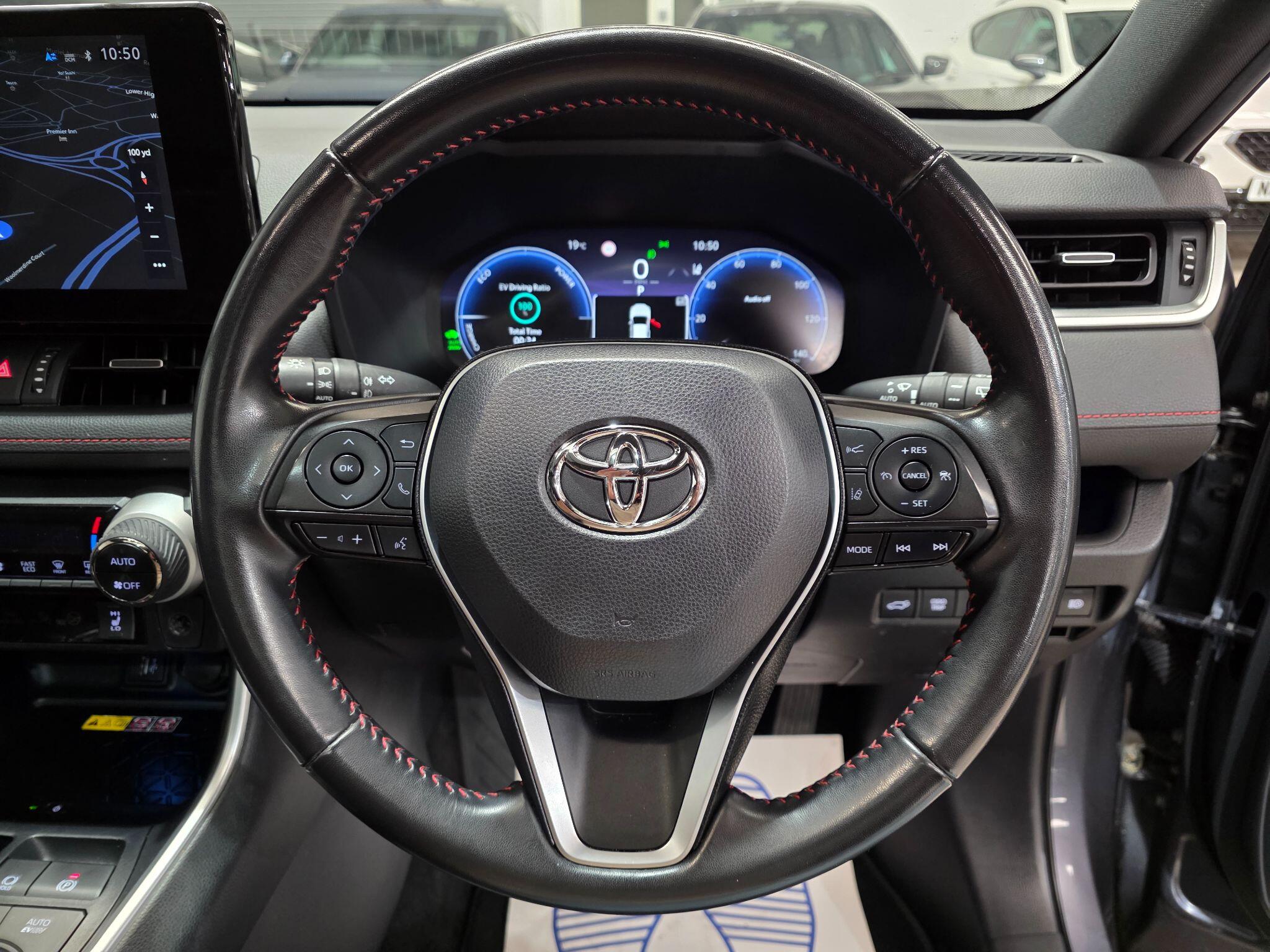 Toyota RAV4 view 17