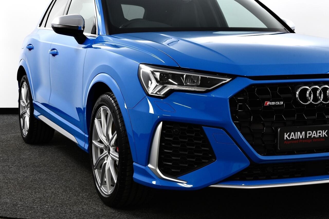 Audi RS Q3 view 7
