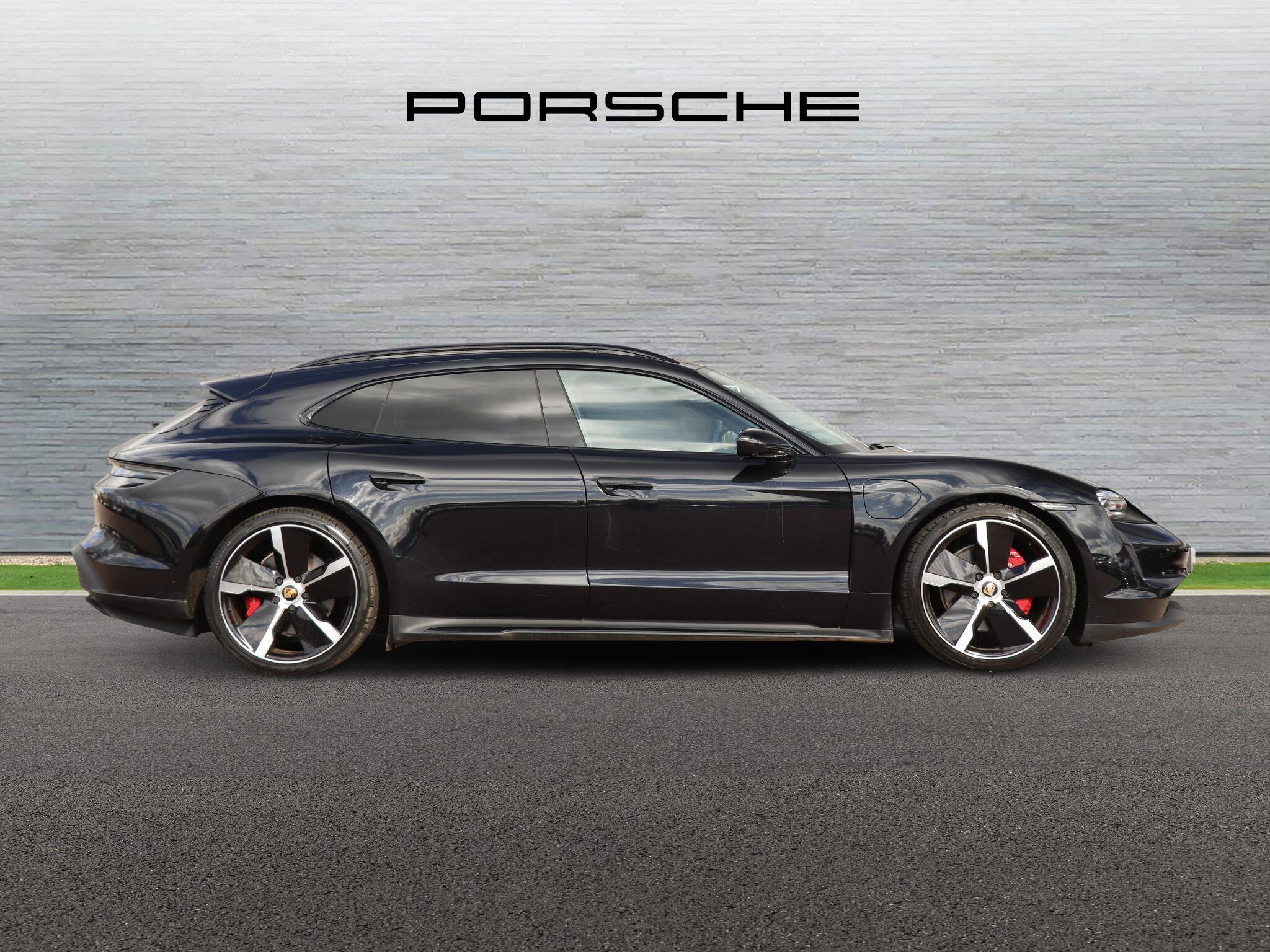 Porsche Taycan view 43