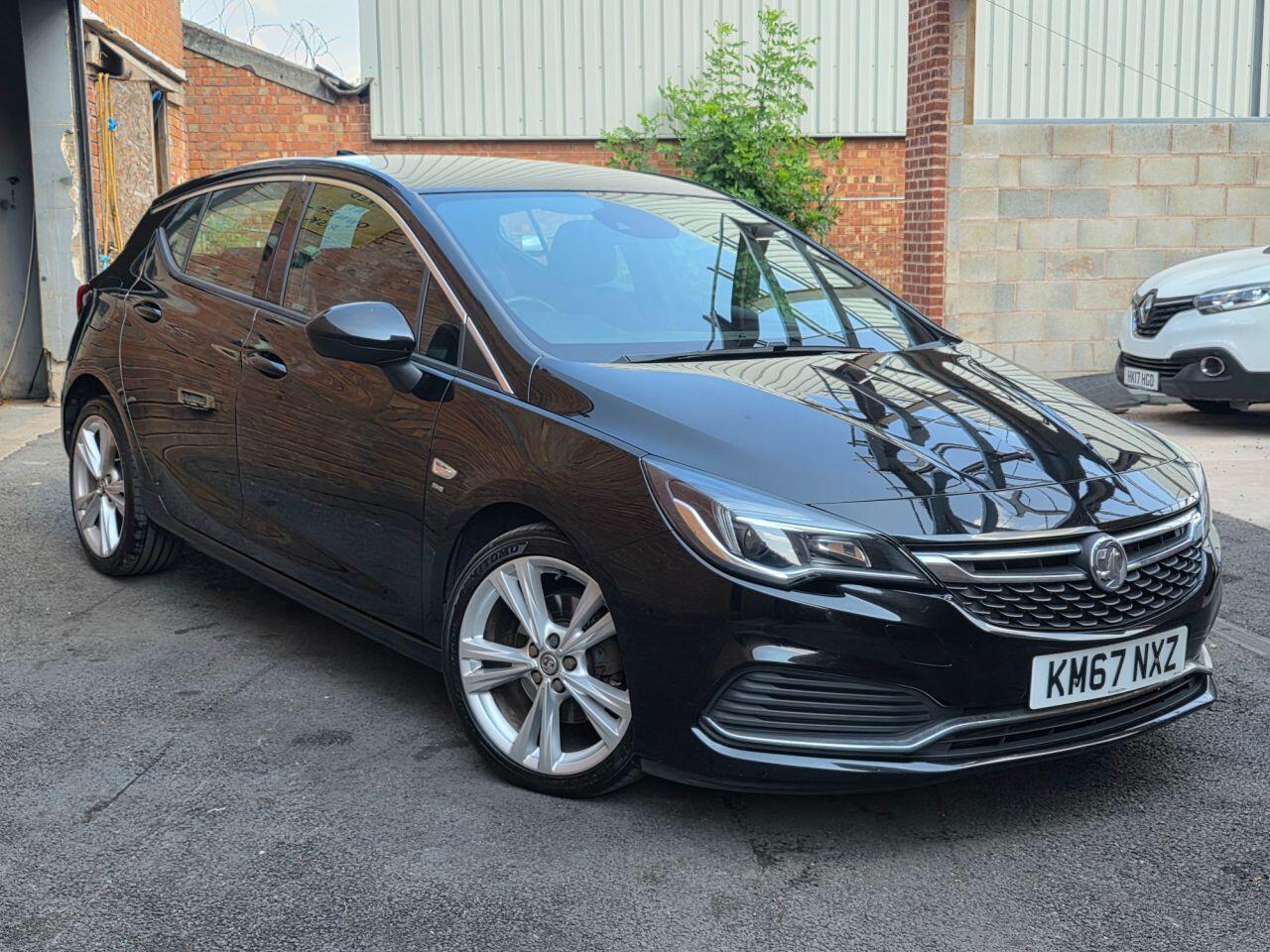 Vauxhall Astra view 4