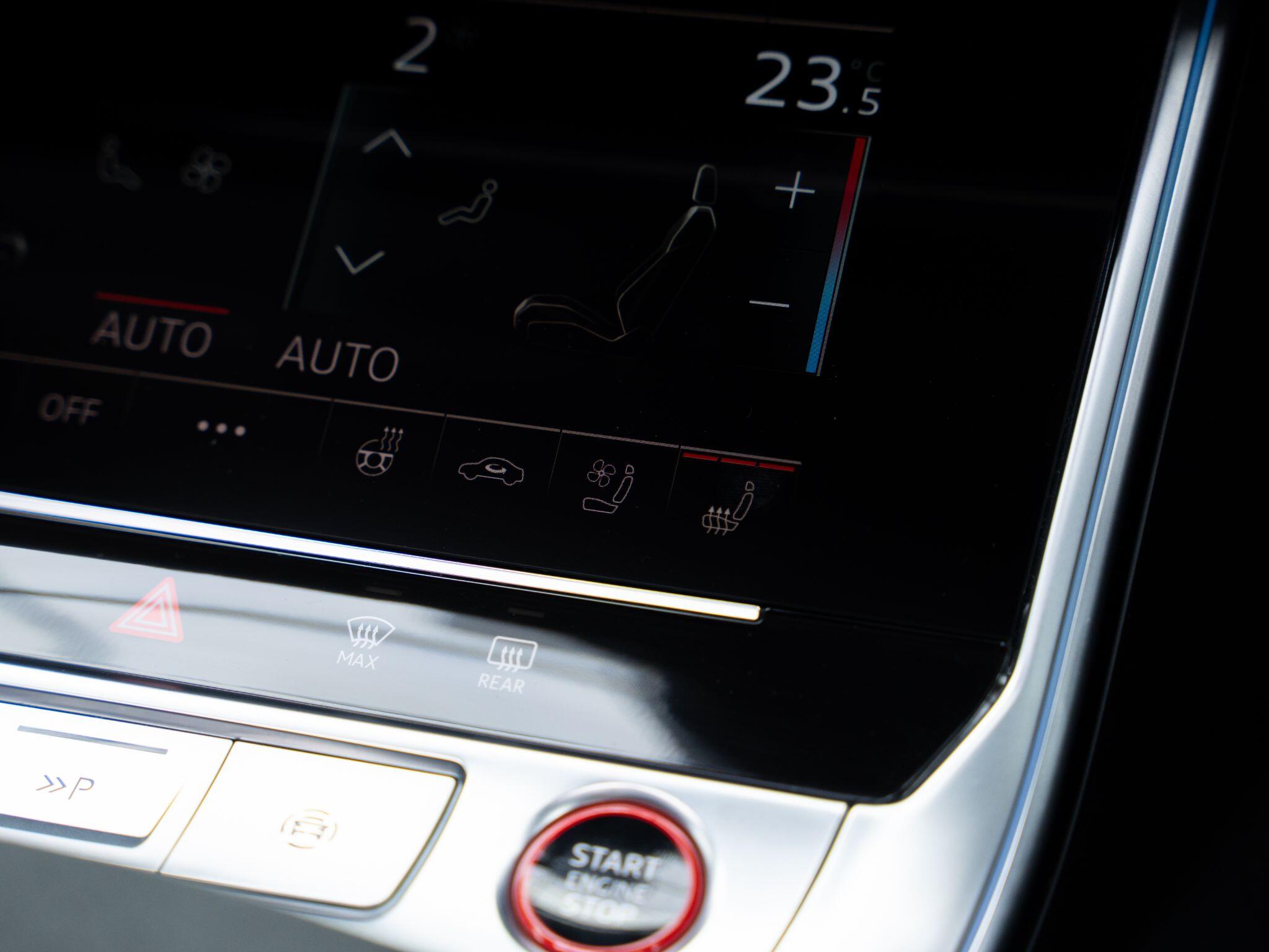 Audi RS6 view 24