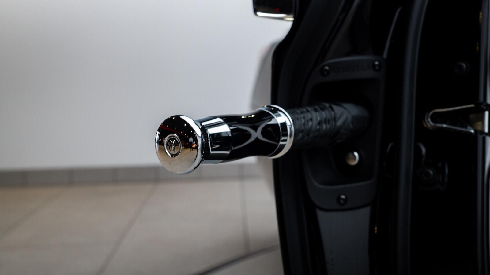 Rolls-Royce Ghost view 25
