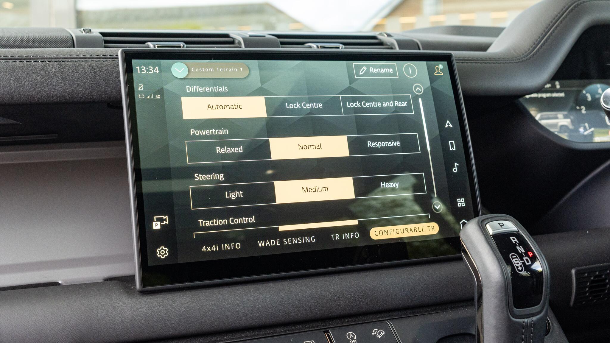 Land Rover Defender view 37