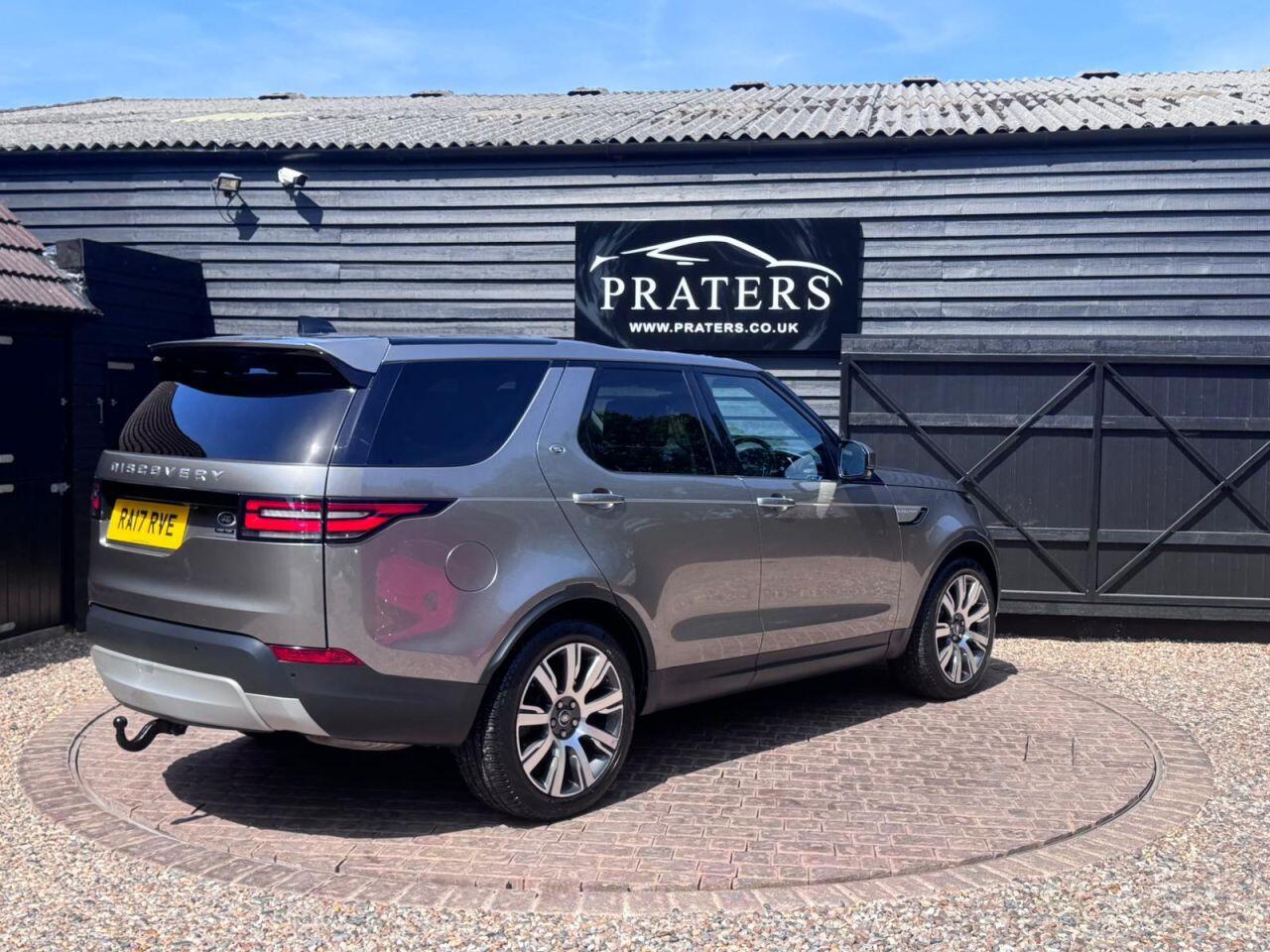 Land Rover Discovery view 19