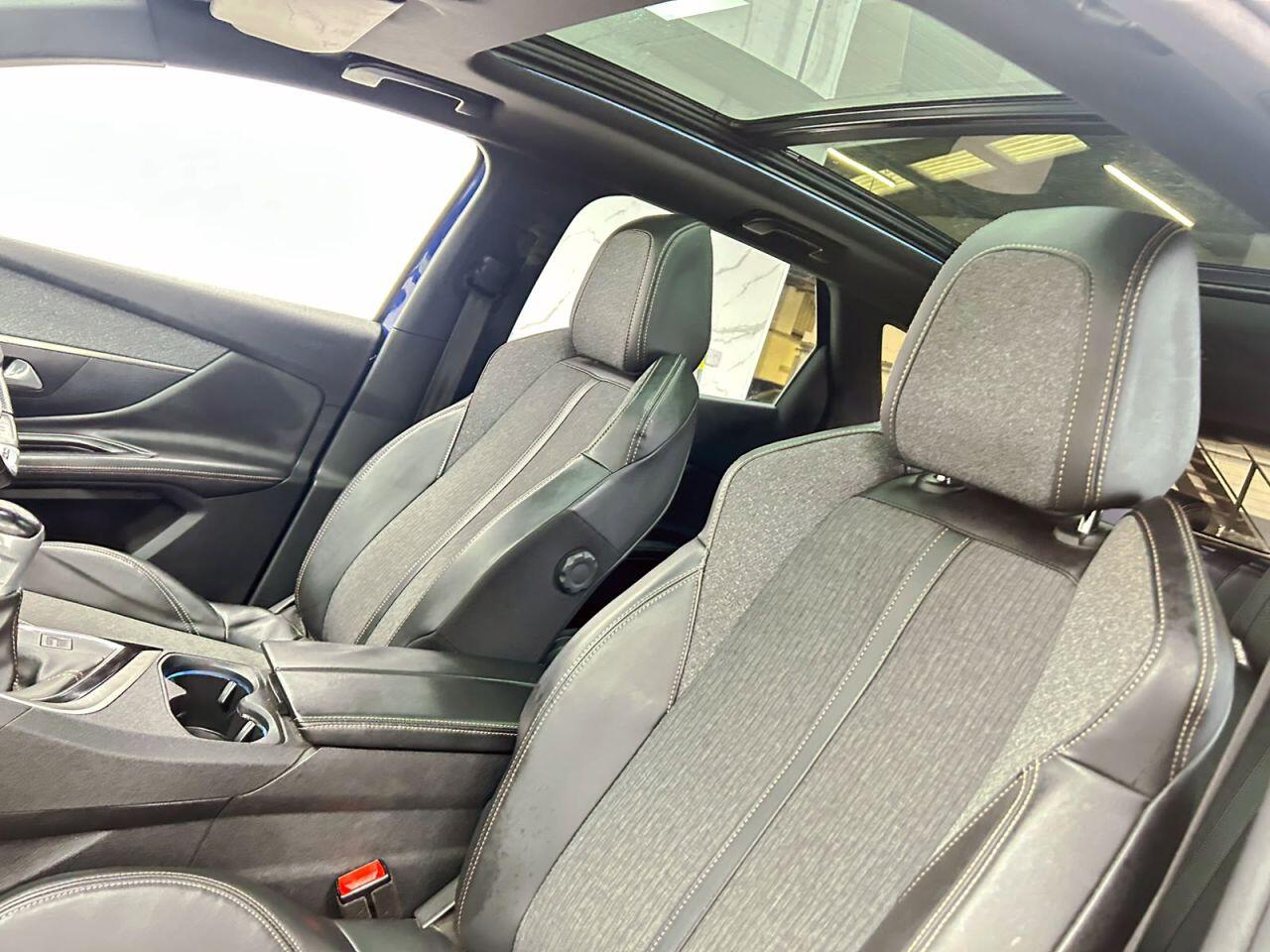Peugeot 3008 view 13