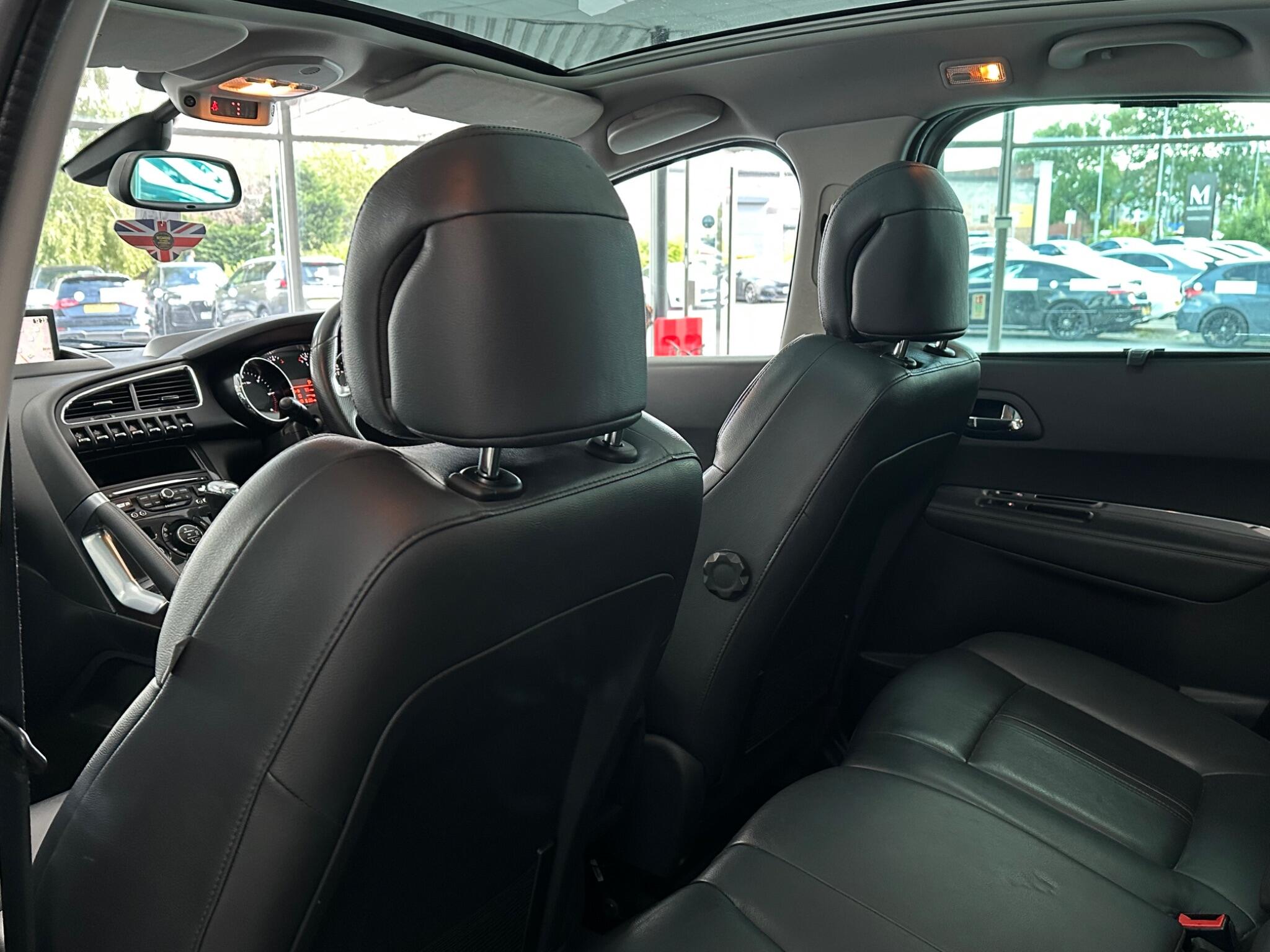 Peugeot 3008 view 30